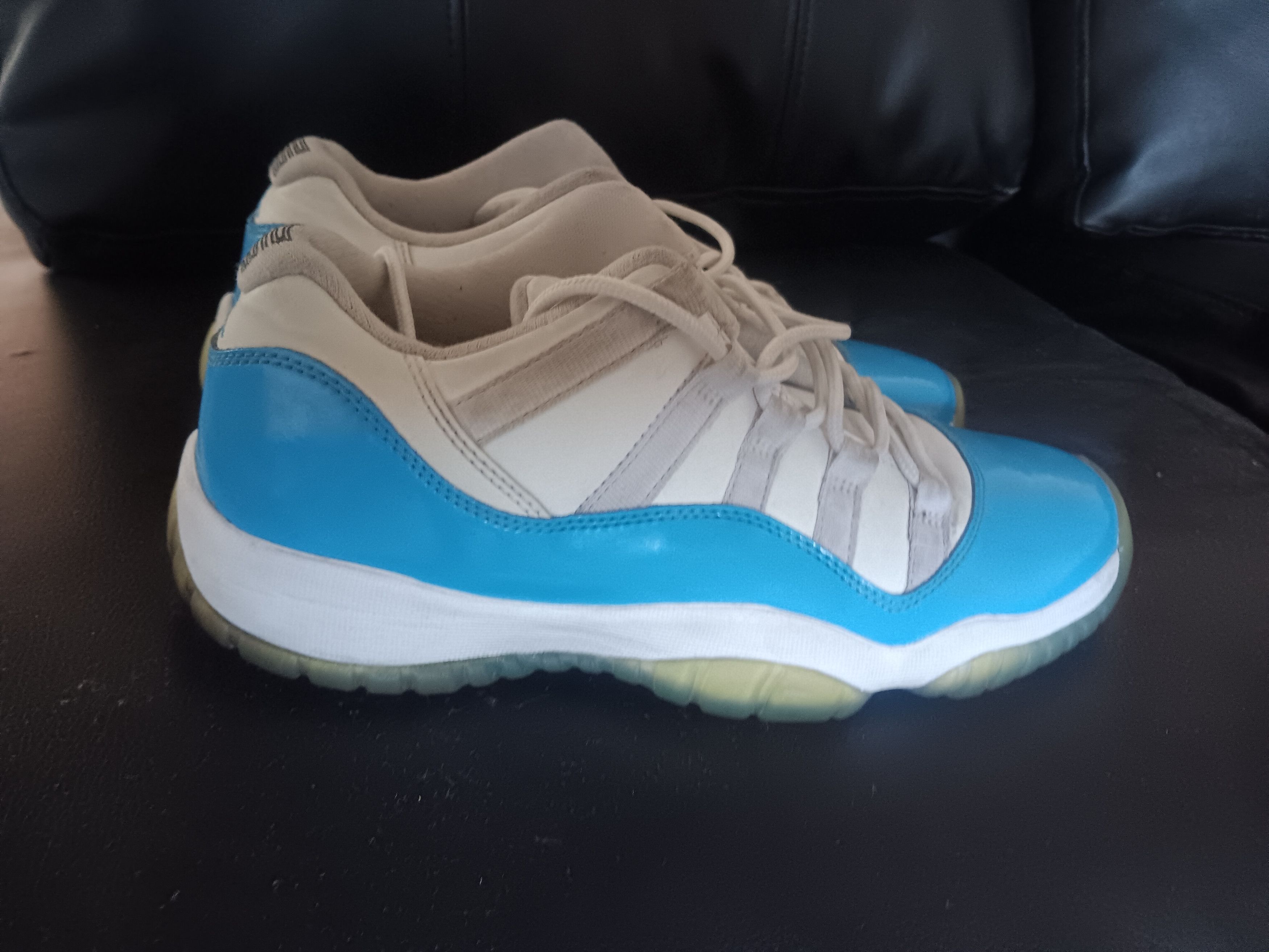 Jordan Brand Nike Air Jordan Retro 11 Size US 6.5 / EU 39-40 - 4 Thumbnail
