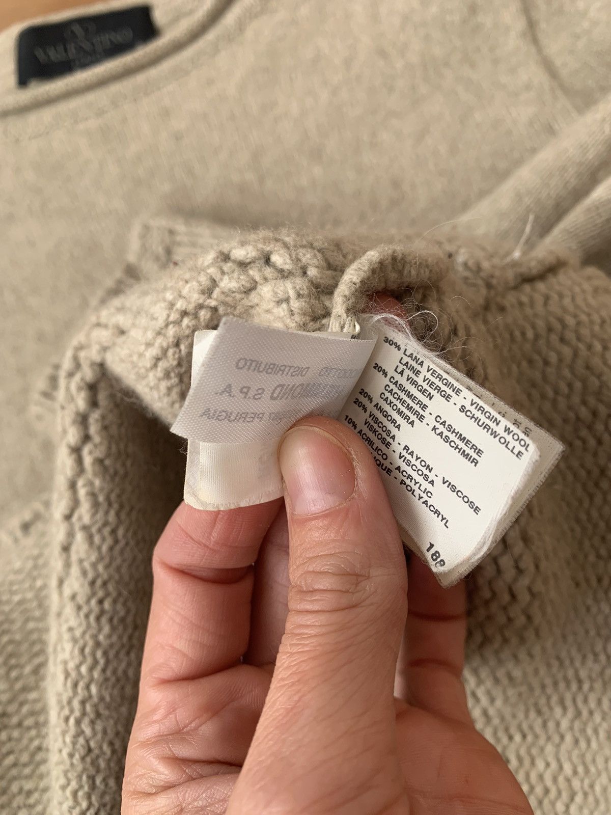 Valentino Valentino Beige Chunky Knit – Cashmere, Angora & Wool Blend Size S / US 4 / IT 40 - 5 Thumbnail