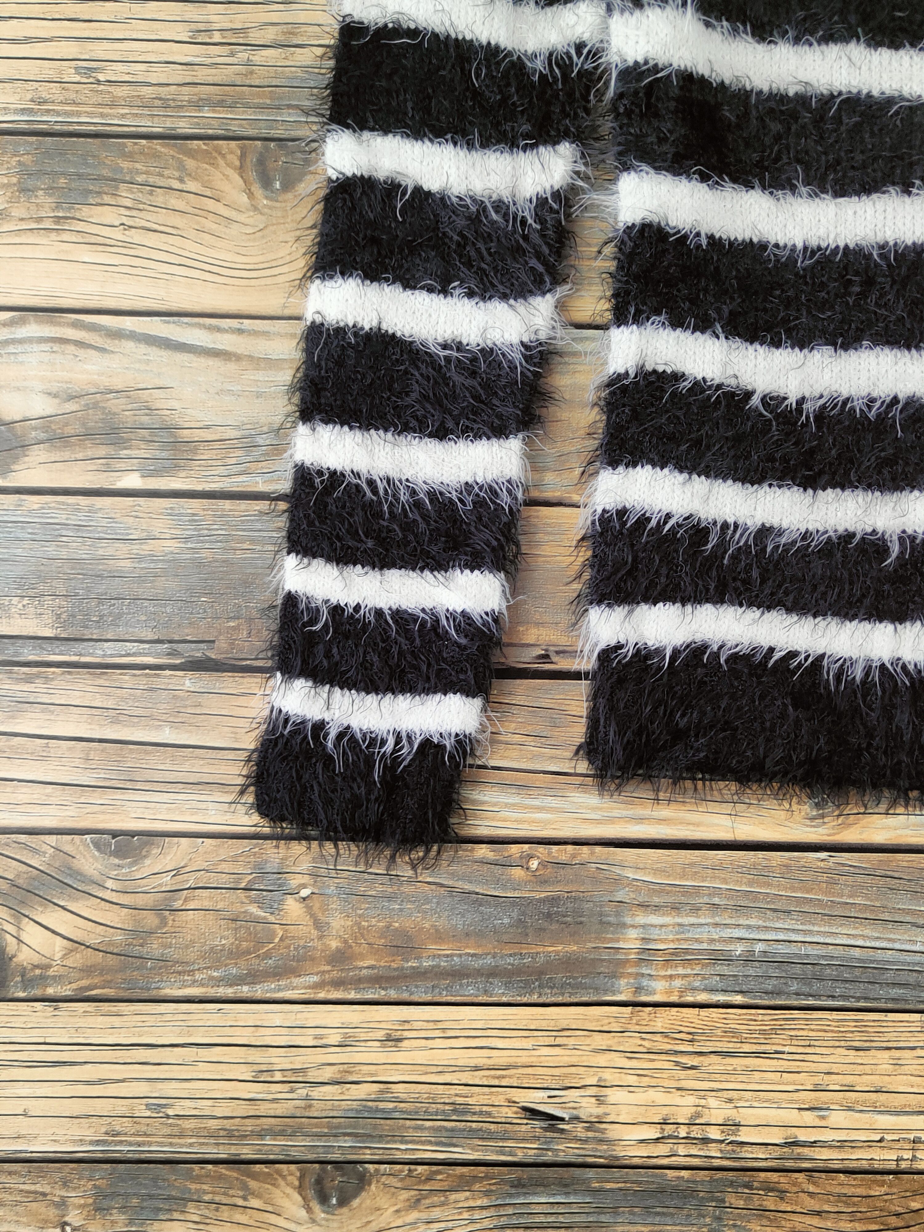 Japanese Brand DL Avail Jean Black White Fur Mohair Knitwear #46-924 Size M / US 6-8 / IT 42-44 - 4 Thumbnail