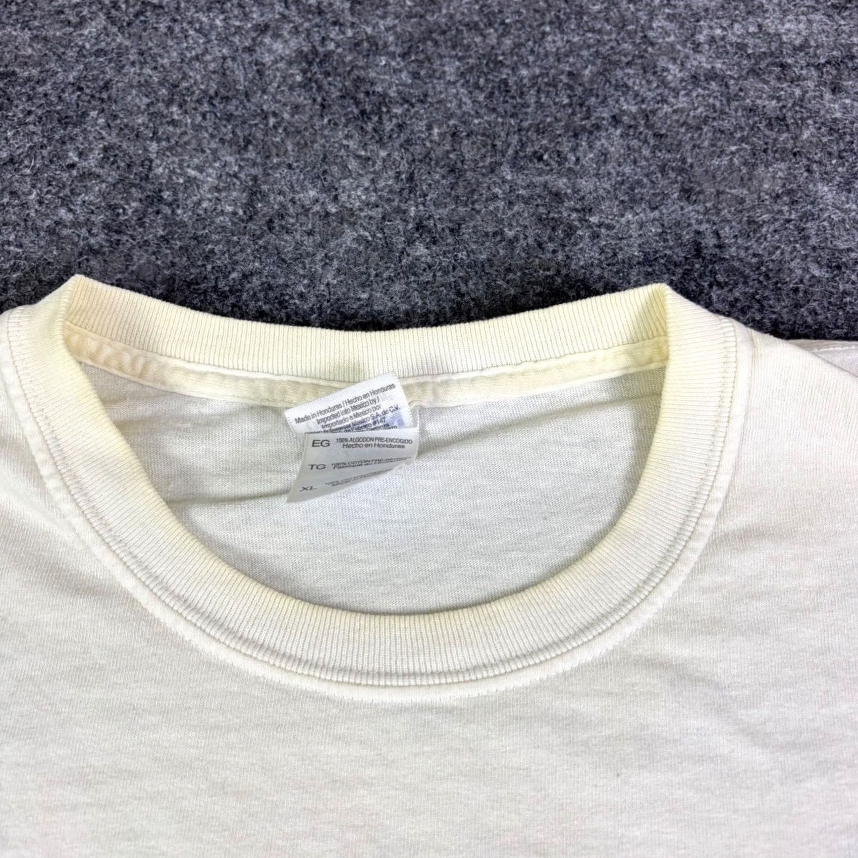 Gildan VINTAGE Daredevil Motocross T-Shirt Mens XL White Work Hard Play Hard Bosch Size US XL / EU 56 / 4 - 7 Thumbnail