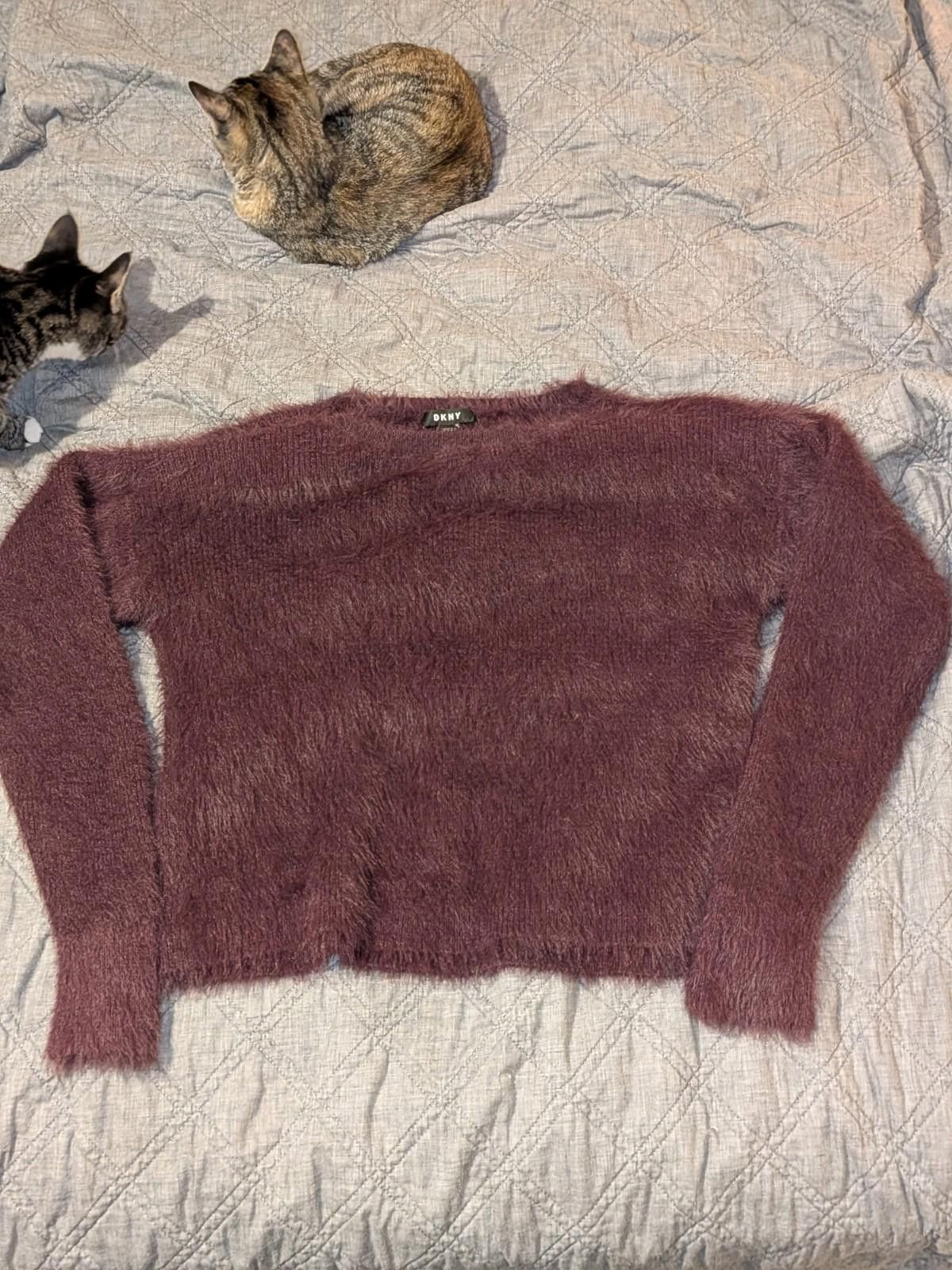 DKNY DKNY Purple Crew Neck Fuzzy Sweater Size M Size M / US 6-8 / IT 42-44 - 4 Thumbnail