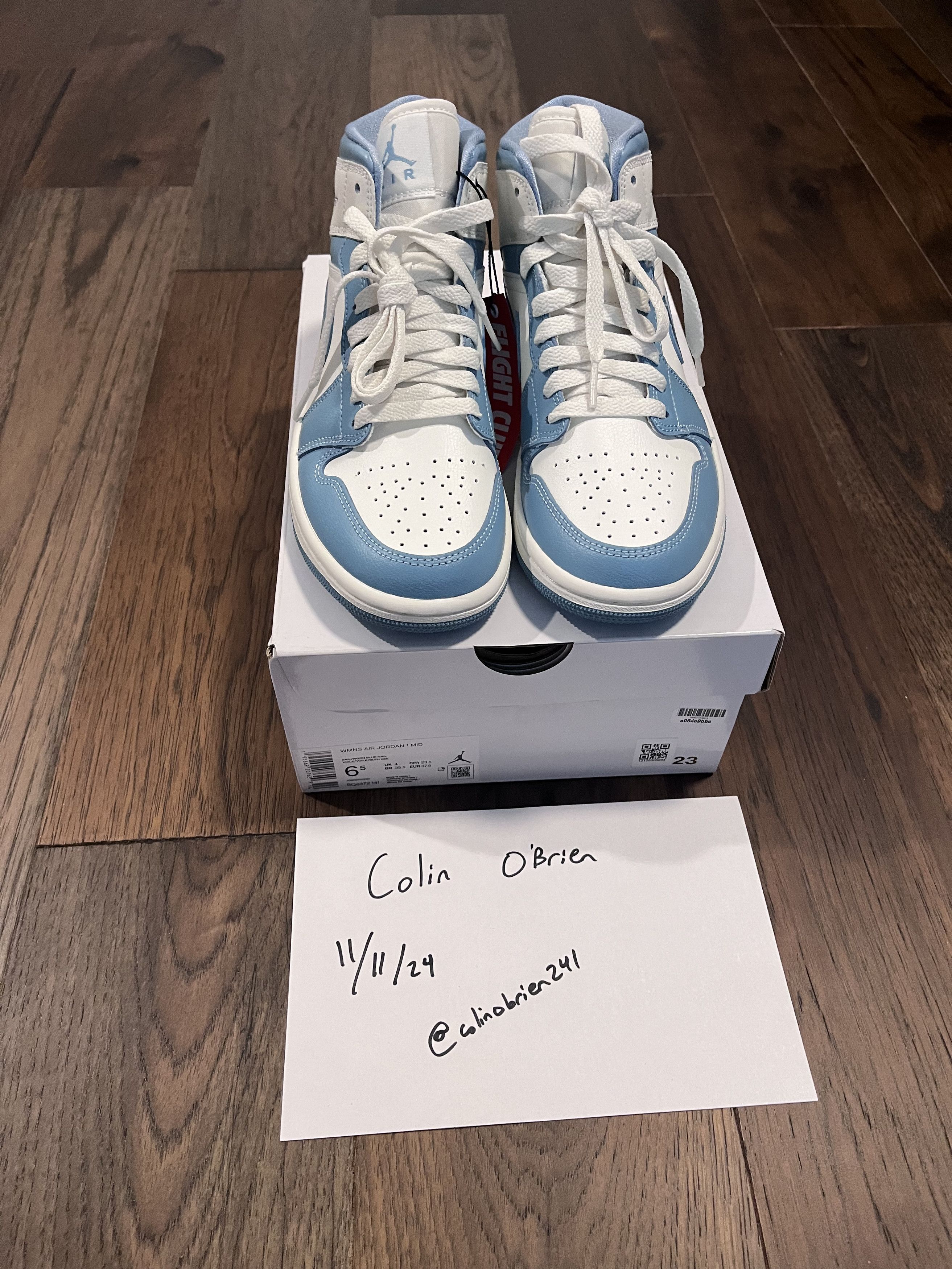 Nike Jordan 1 Mid UNC Size US 6.5 / IT 36.5 - 1 Thumbnail