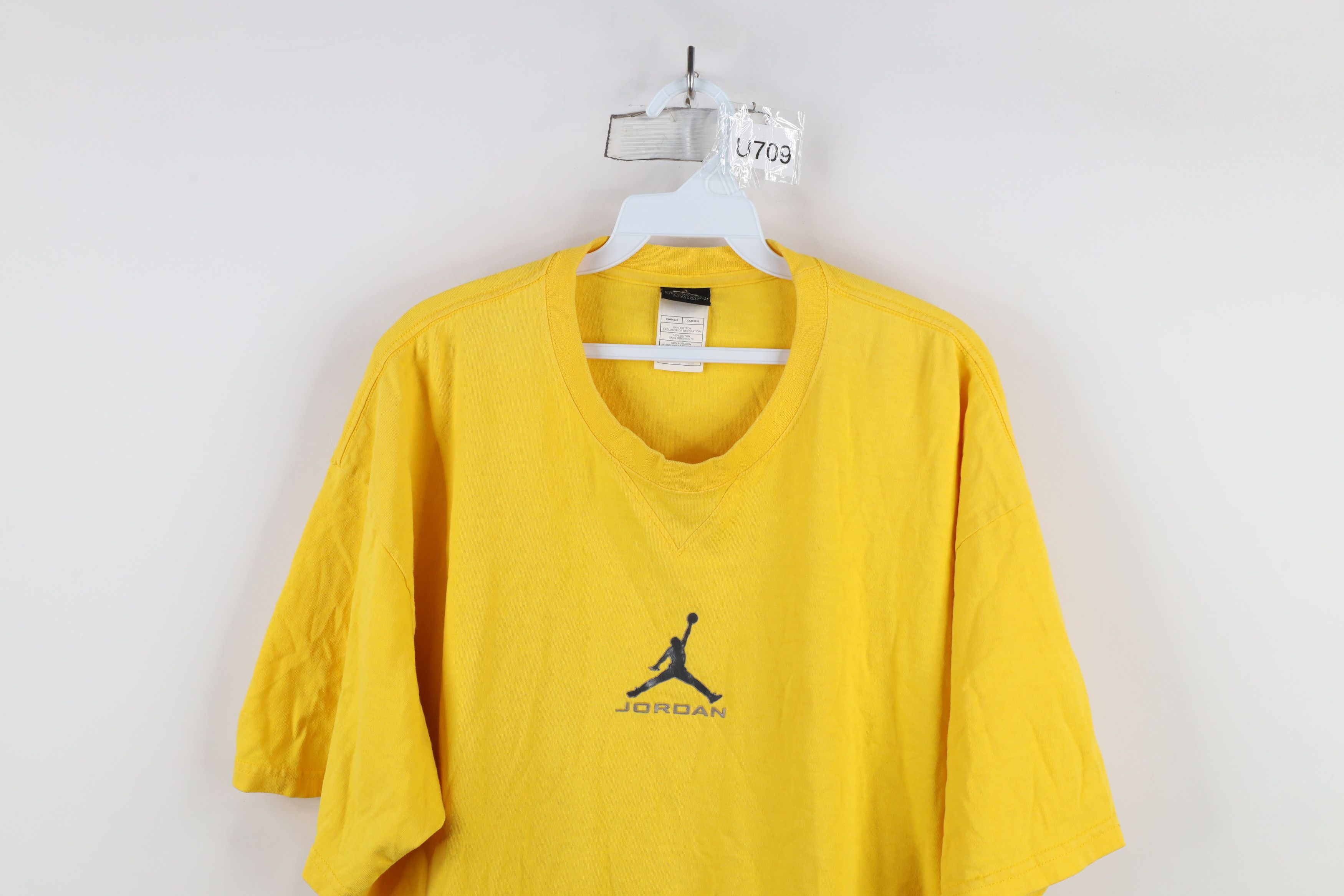 Nike × Vintage Vintage 90s Y2K Nike Air Jordan Jumpman Center Logo T-Shirt Size US XL / EU 56 / 4 - 2 Thumbnail