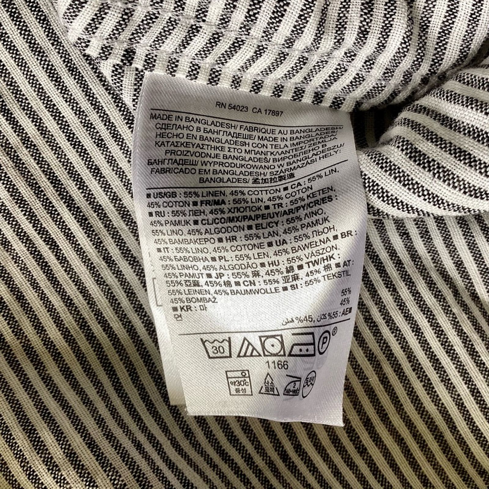 Banana Republic Banana Republic Linen/Cotton Blend Button Down Size US XL / EU 56 / 4 - 5 Thumbnail