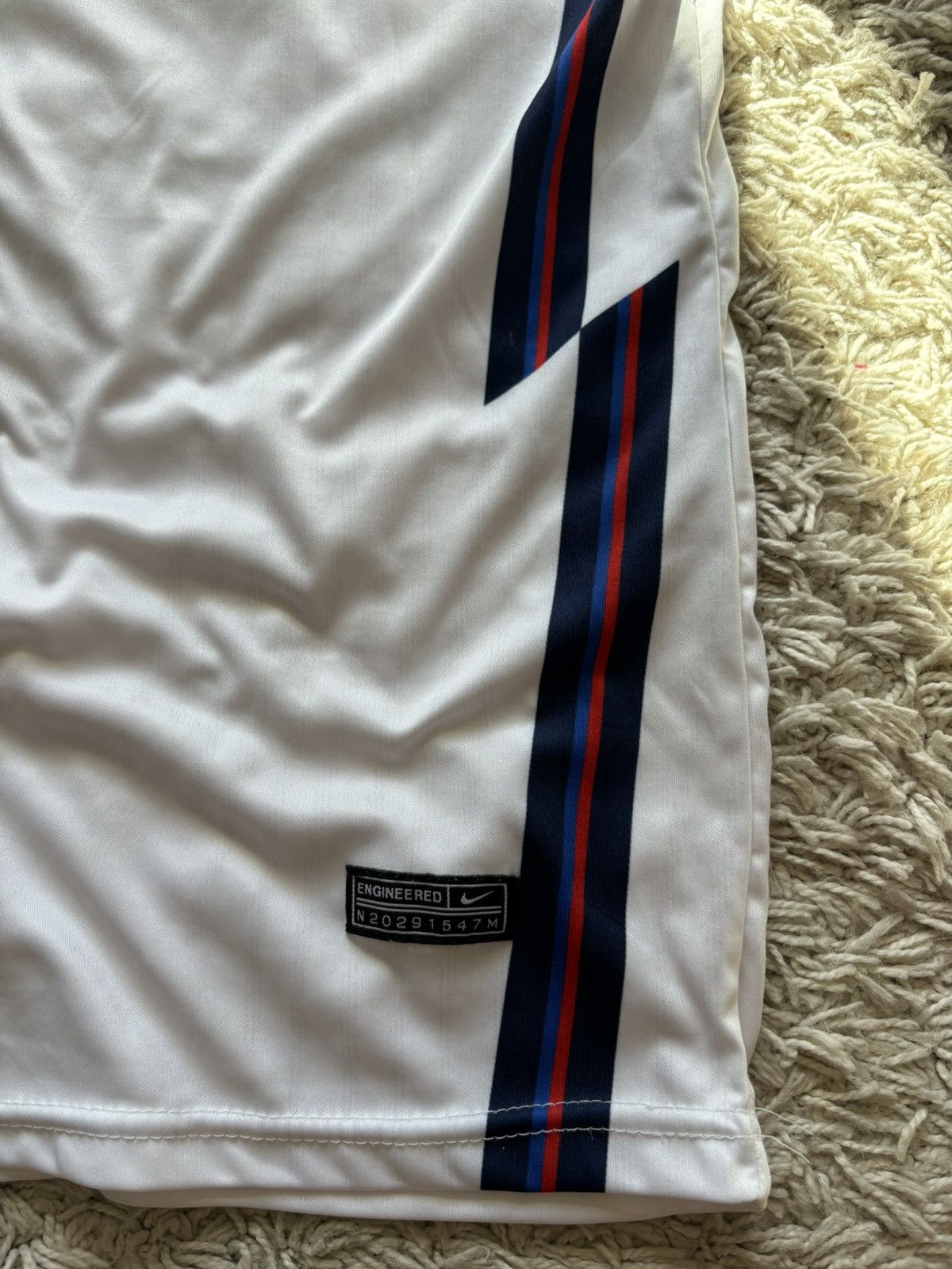 Nike × Vintage Vintage Soccer Jersey Nike England Harry Kane 9 Size US L / EU 52-54 / 3 - 4 Thumbnail