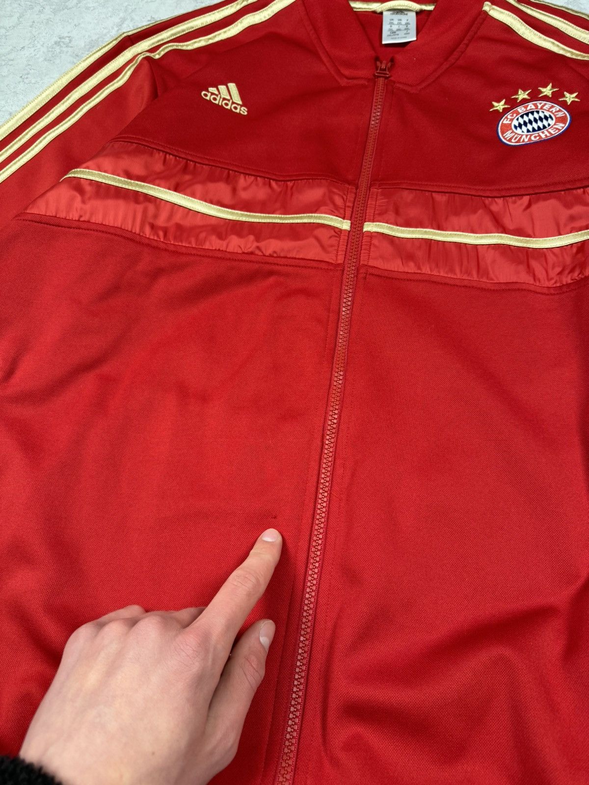 Adidas Adidas Bayern Munich 4 Star Track Jacket Red Gold Mens 2XL Size US XXL / EU 58 / 5 - 13 Thumbnail