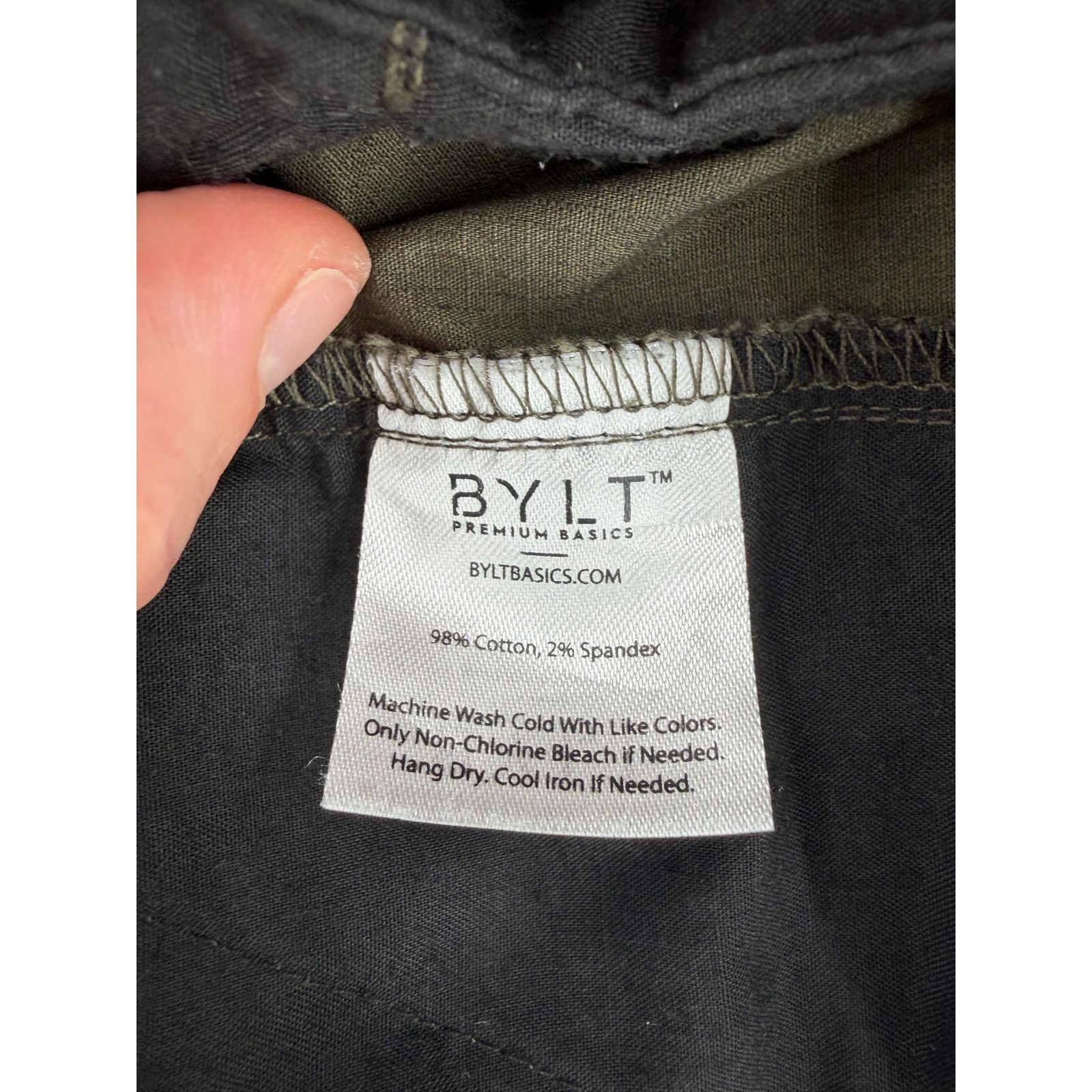 BYLT Premium Basics BYLT Premium Basics Cotton Olive Green Cargo Pants Size 31 Size US 31 - 8 Thumbnail