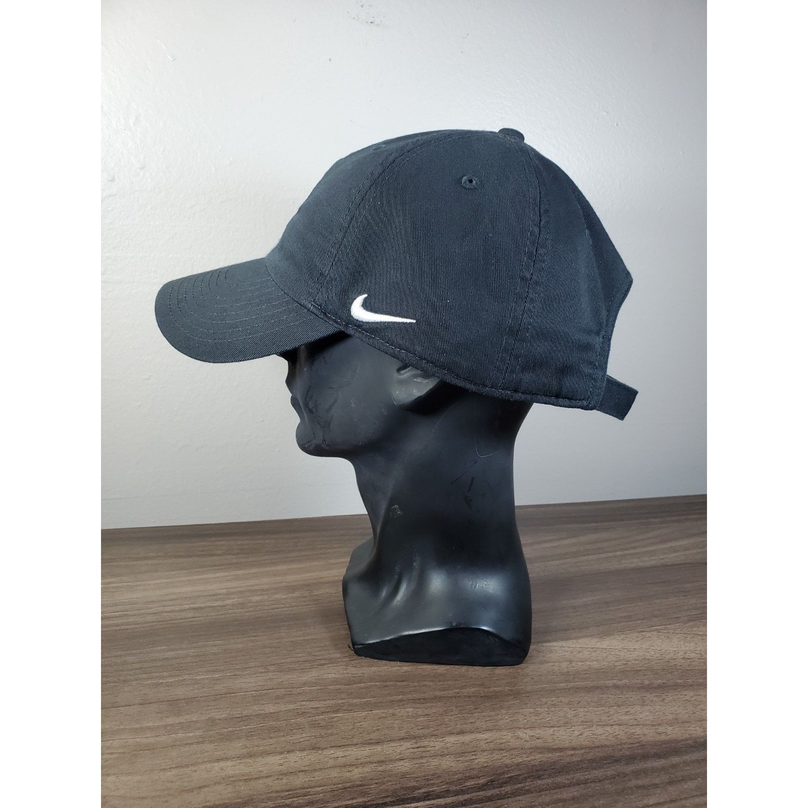NCAA × Nike Western Carolina Catamounts Hat Cap Swoosh Football Size ONE SIZE - 5 Thumbnail