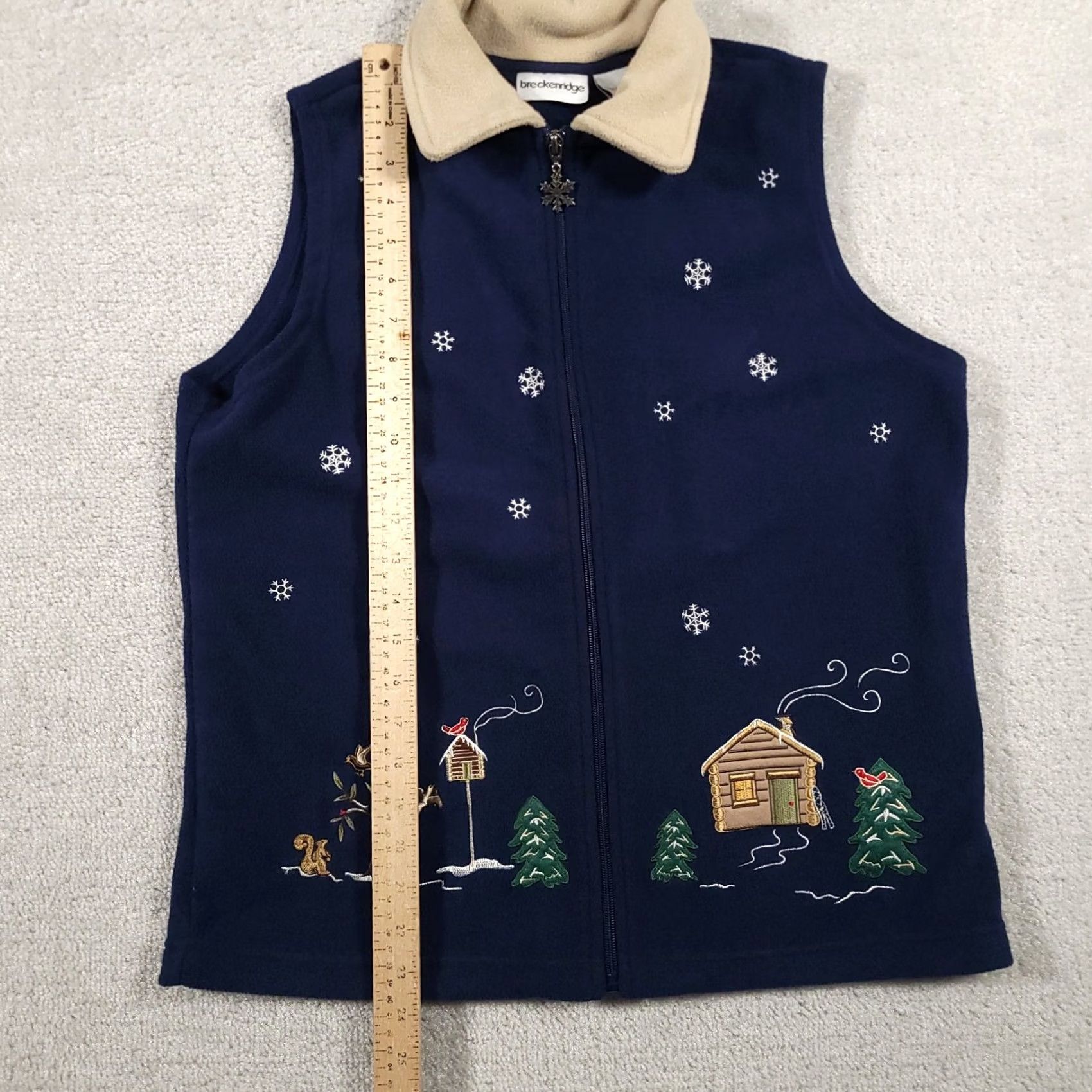 Vintage VINTAGE Breckenridge Fleece Vest Womens Small Blue Winter Embroidered Trees Cabin Snowflakes Vest Womens Small Blue Embroidered Trees Cabin Snowflakes Size S / US 4 / IT 40 - 7 Thumbnail