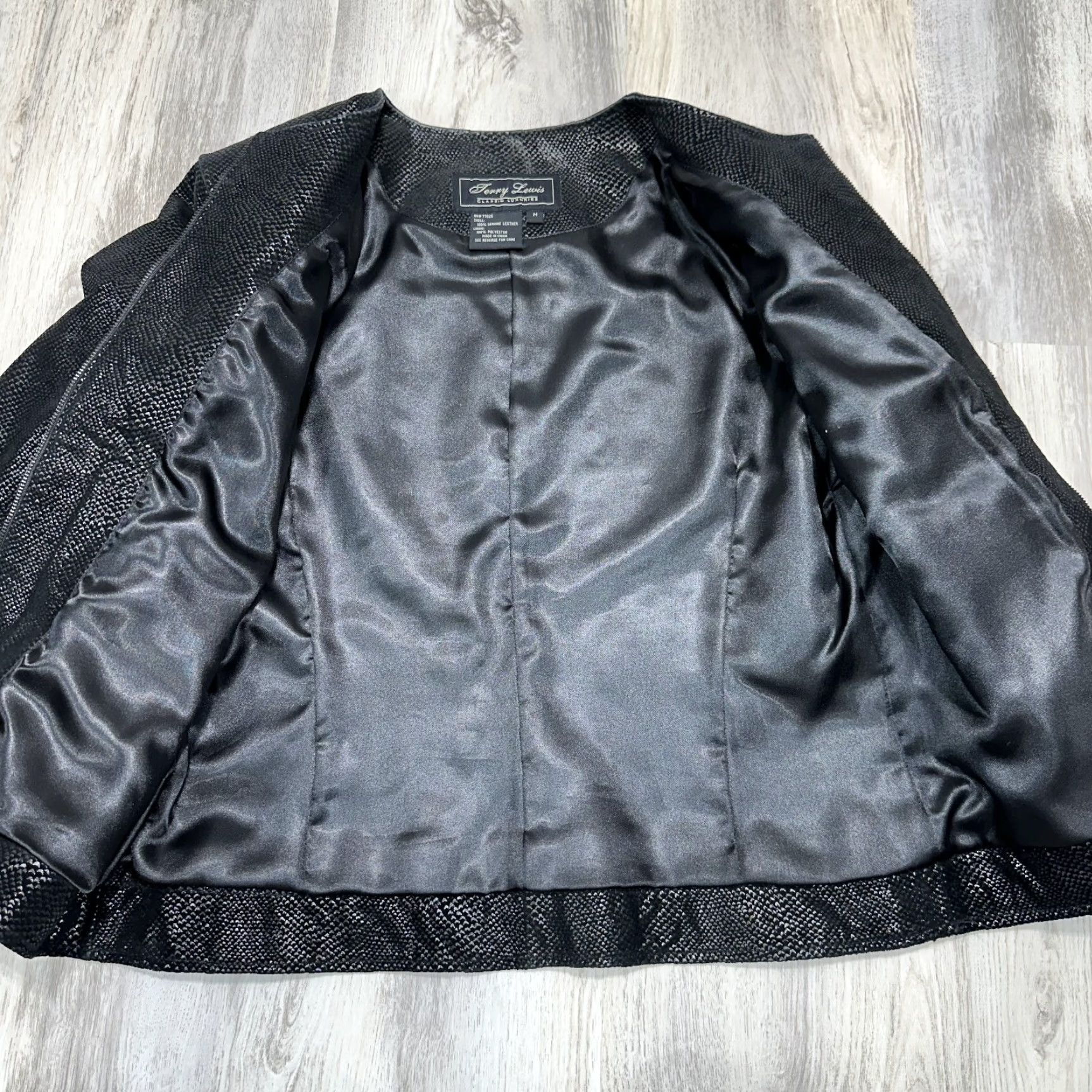 Vintage Terry Lewis Leather Jacket Women Snake Print Collarless Zip M Black Crewile? Size M / US 6-8 / IT 42-44 - 6 Thumbnail