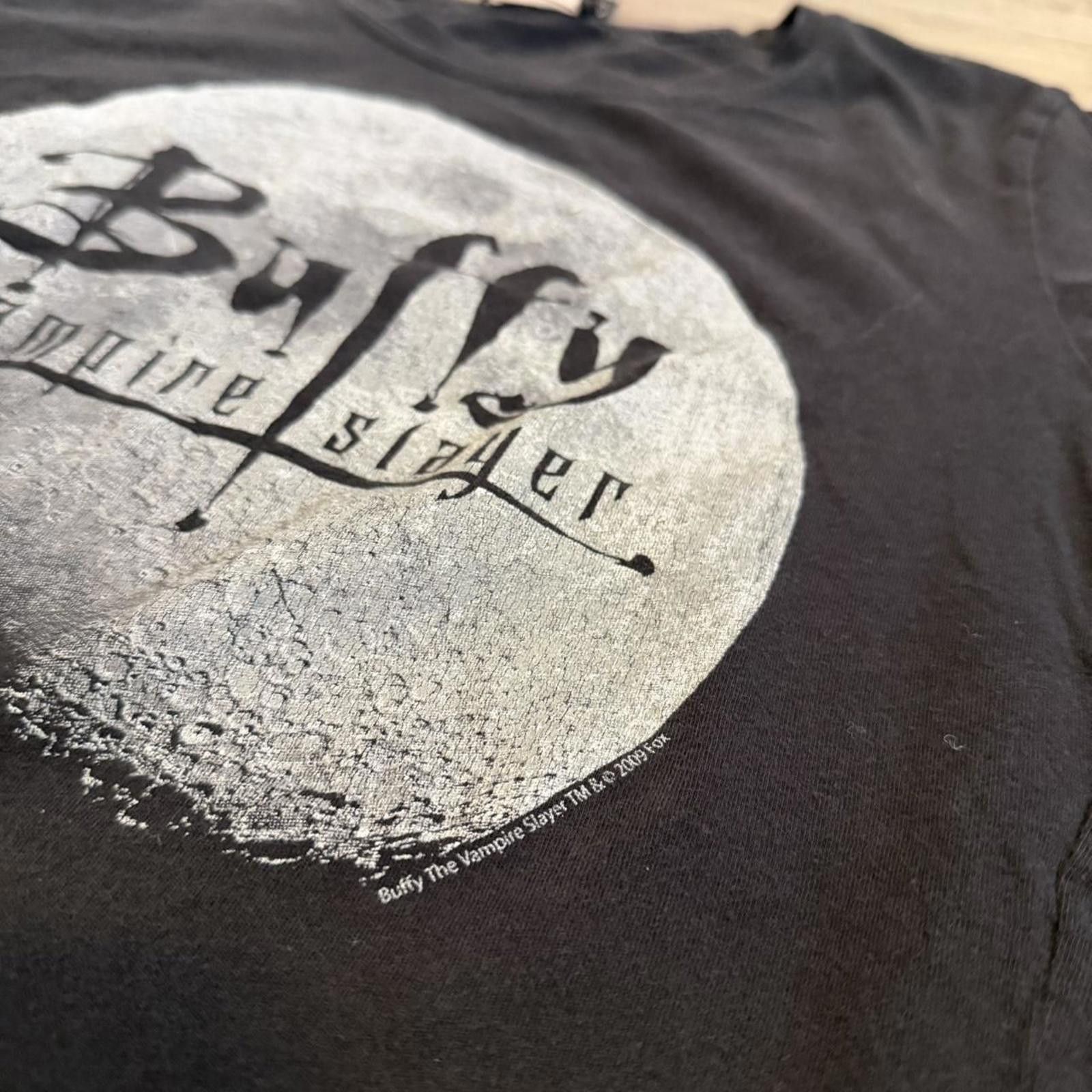 vintage Buffy the vampire slayer t shirt 2009 M