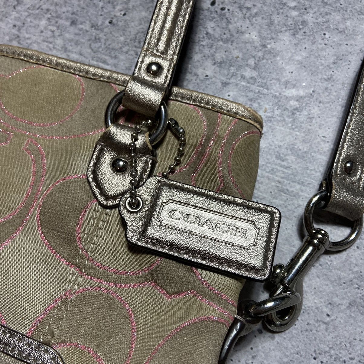 Coach × Designer 📌 Crazy Coach Y2K Monogram Shoulder Bag Size ONE SIZE - 3 Thumbnail