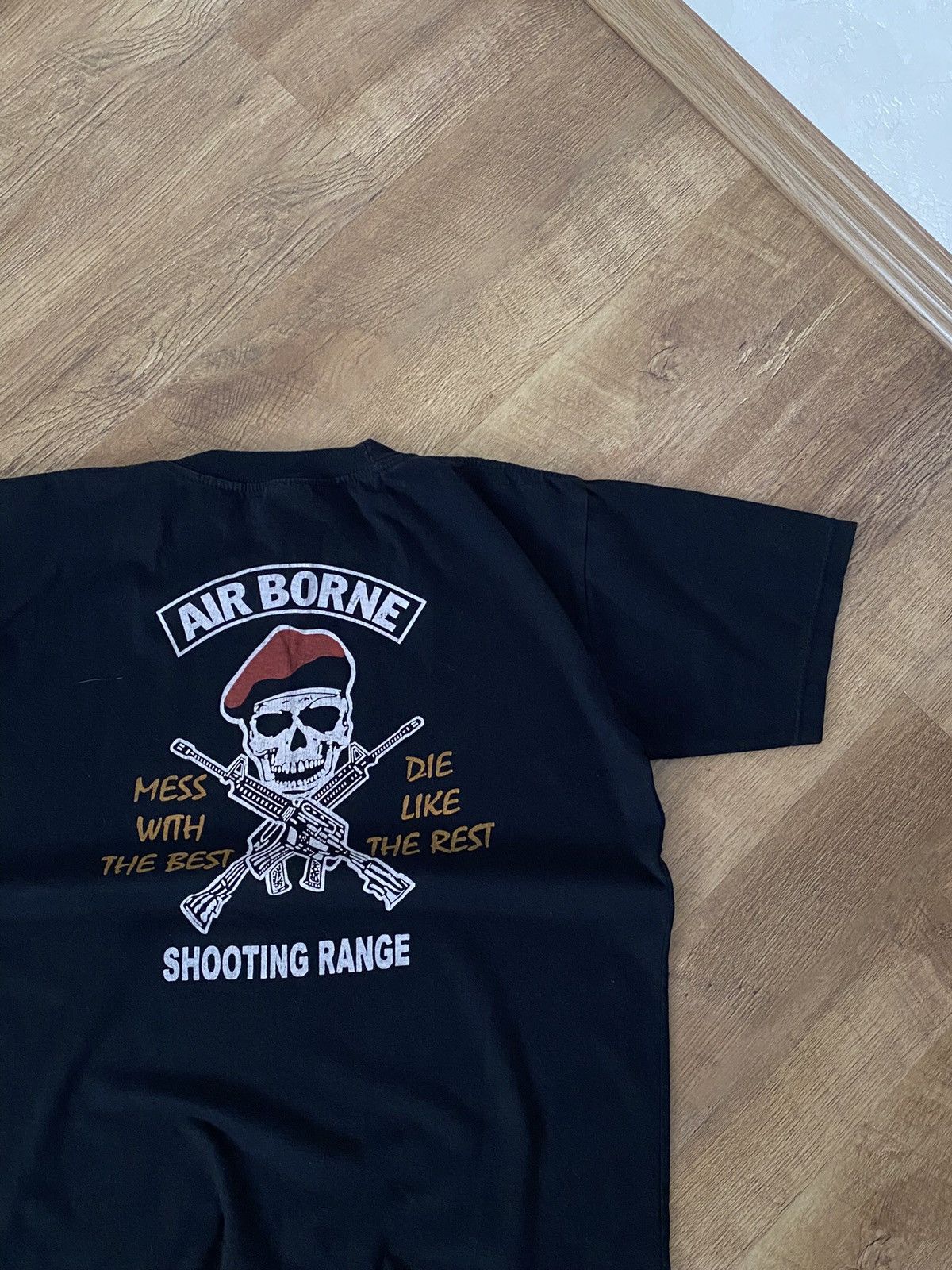 Vintage VTG Airborne Mess With The Best Faded Military Tee Size US M / EU 48-50 / 2 - 3 Thumbnail