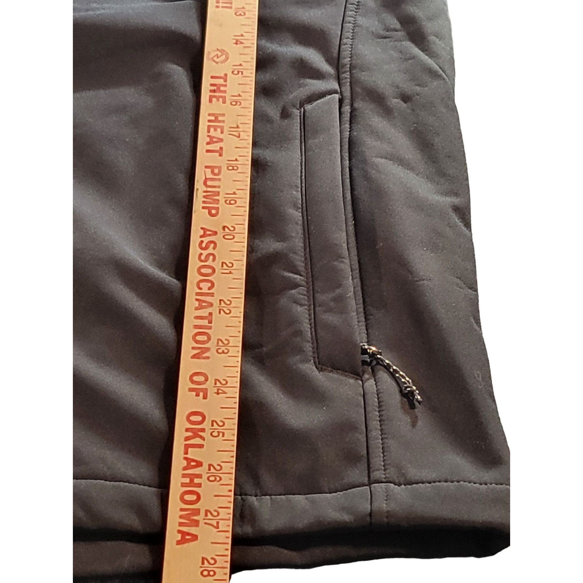 Other Elevate Maxson Union Pacific Softshell Jacket Men Sz M Build Size US M / EU 48-50 / 2 - 3 Thumbnail