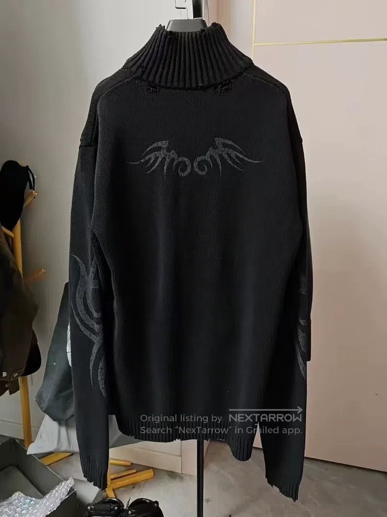 Balenciaga Balenciaga Dragon Pattern Zippered Sweater Size US XS / EU 42 / 0 - 3 Thumbnail