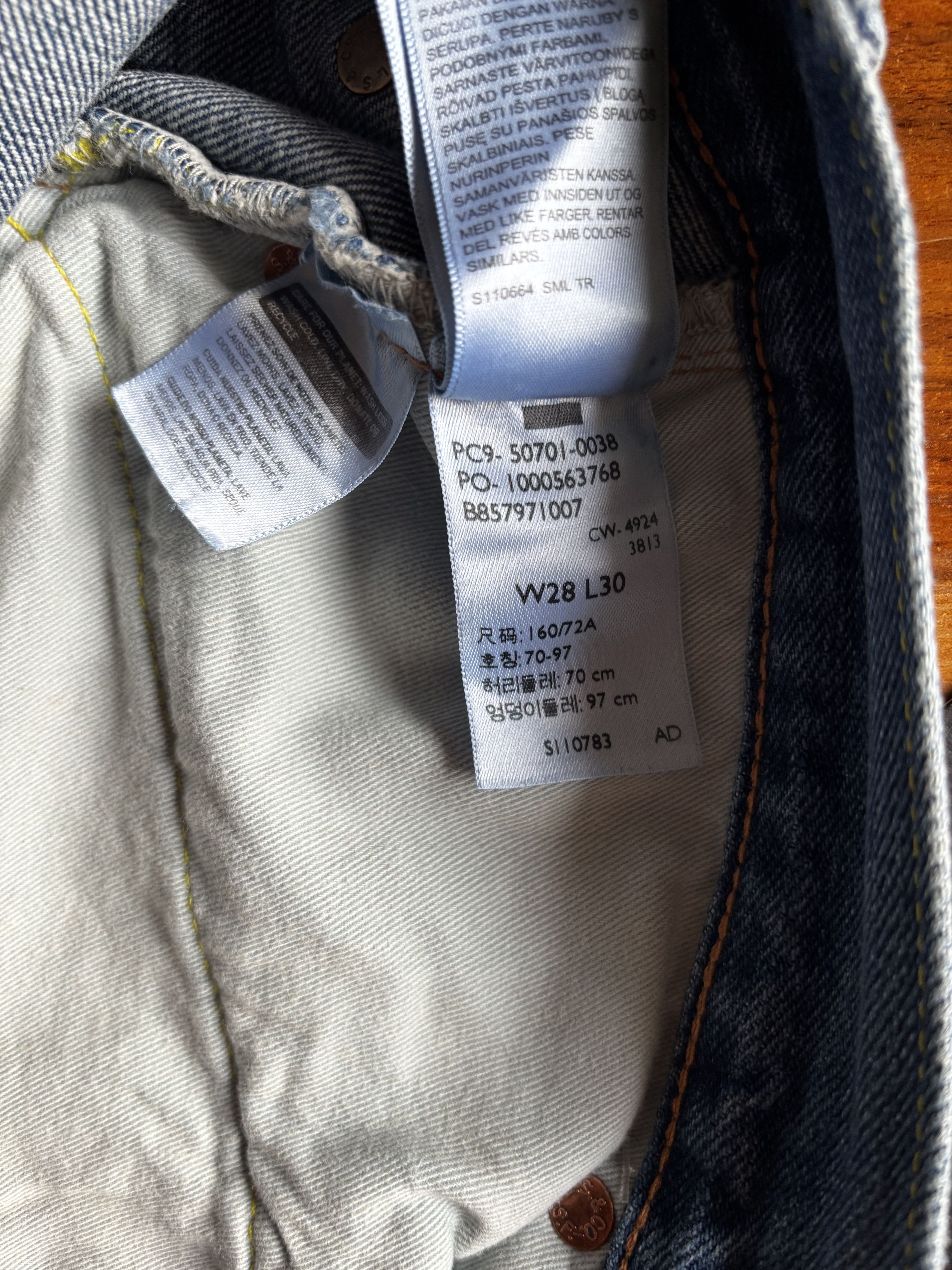 Levi's Vintage Clothing LVC 701 1950s Japanese Selvedge Denim — W28 L30 — NWT Size 28" / US 6 / IT 42 - 13 Thumbnail