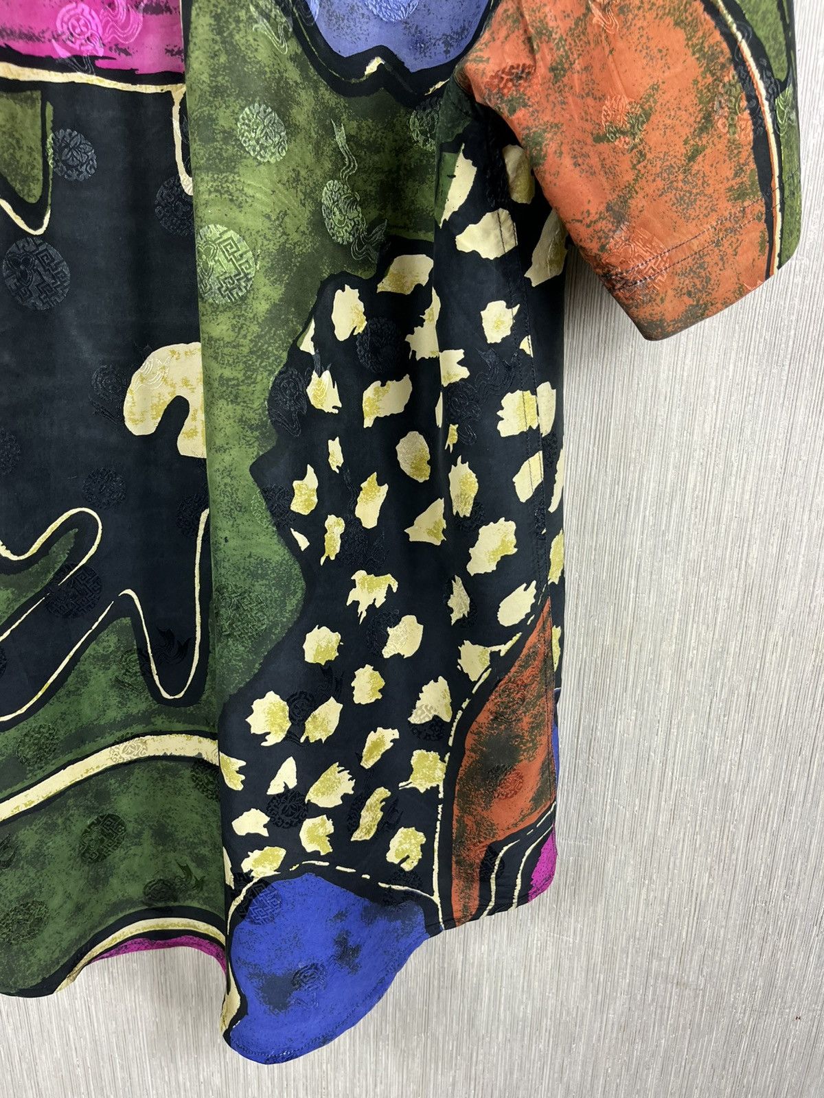Japanese Brand Vintage Eagle & Dragon patterned crazy silk shirt Japanese Size US M / EU 48-50 / 2 - 21 Thumbnail