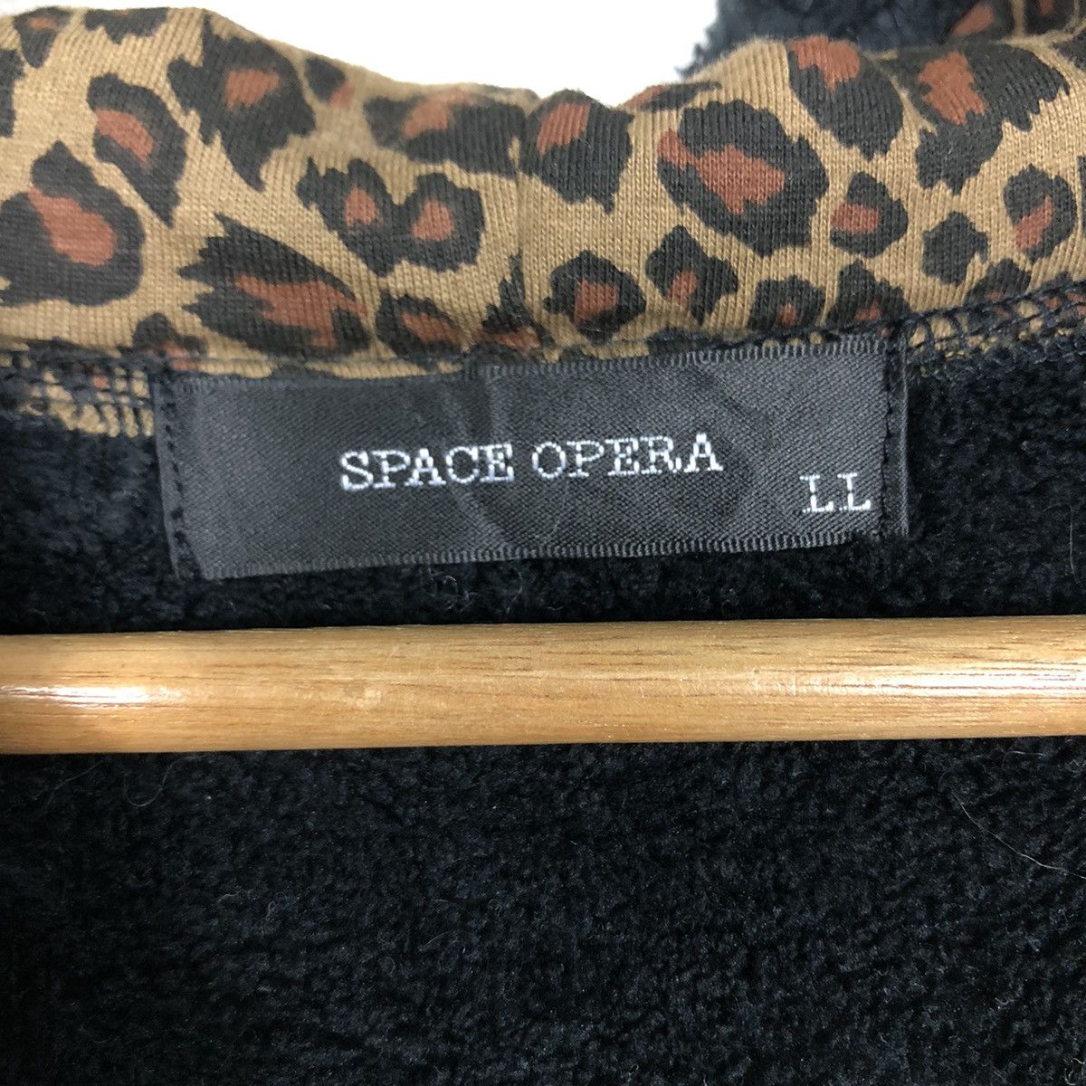 Japanese Brand Vintage Zipper Jacket Space Opera Skeleton Big Logo Backhit Size US L / EU 52-54 / 3 - 21 Thumbnail