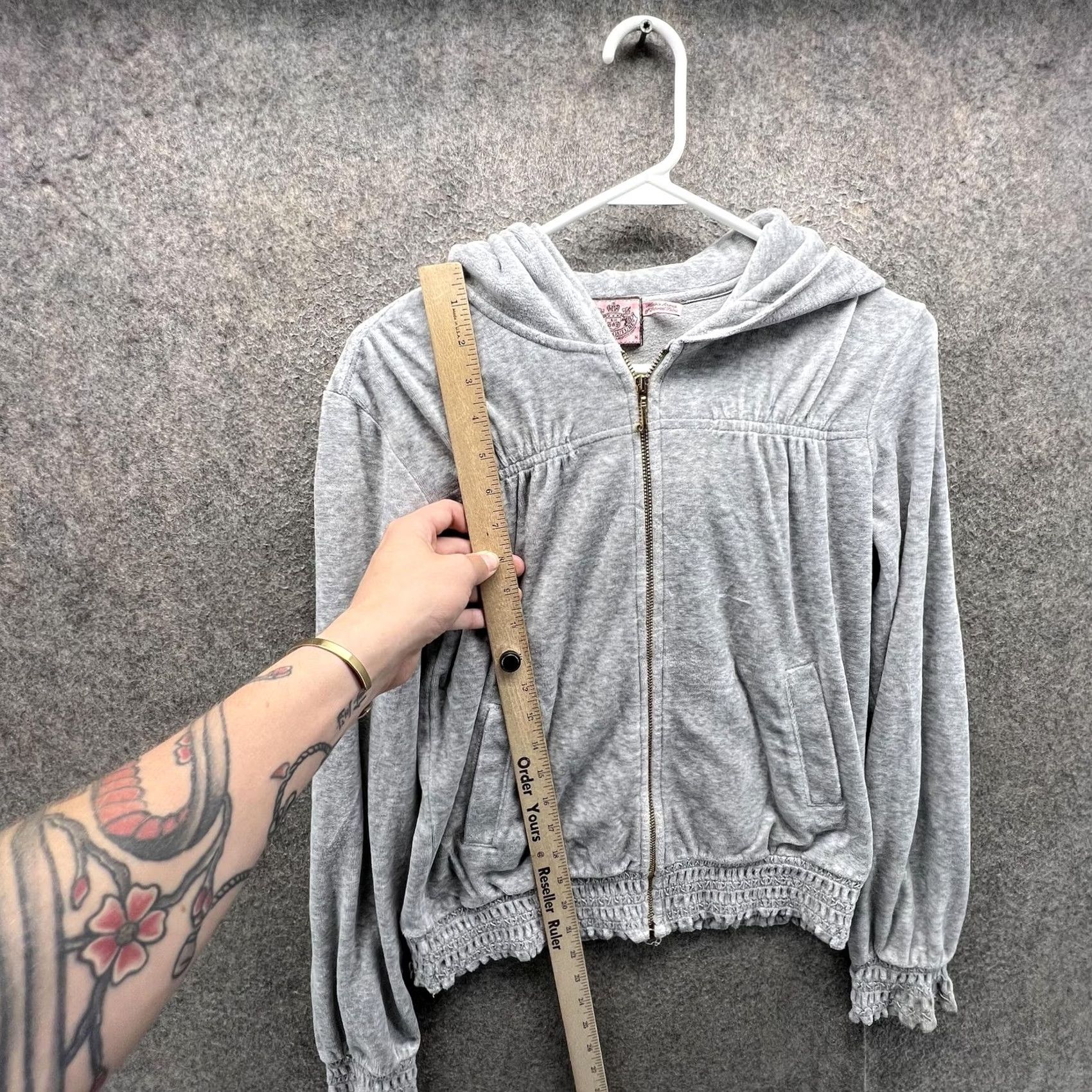 Juicy Couture Juicy Couture Hoodie Womens Medium Gray Ruffle Trim Full Zip Sweatshirt Size M / US 6-8 / IT 42-44 - 6 Thumbnail