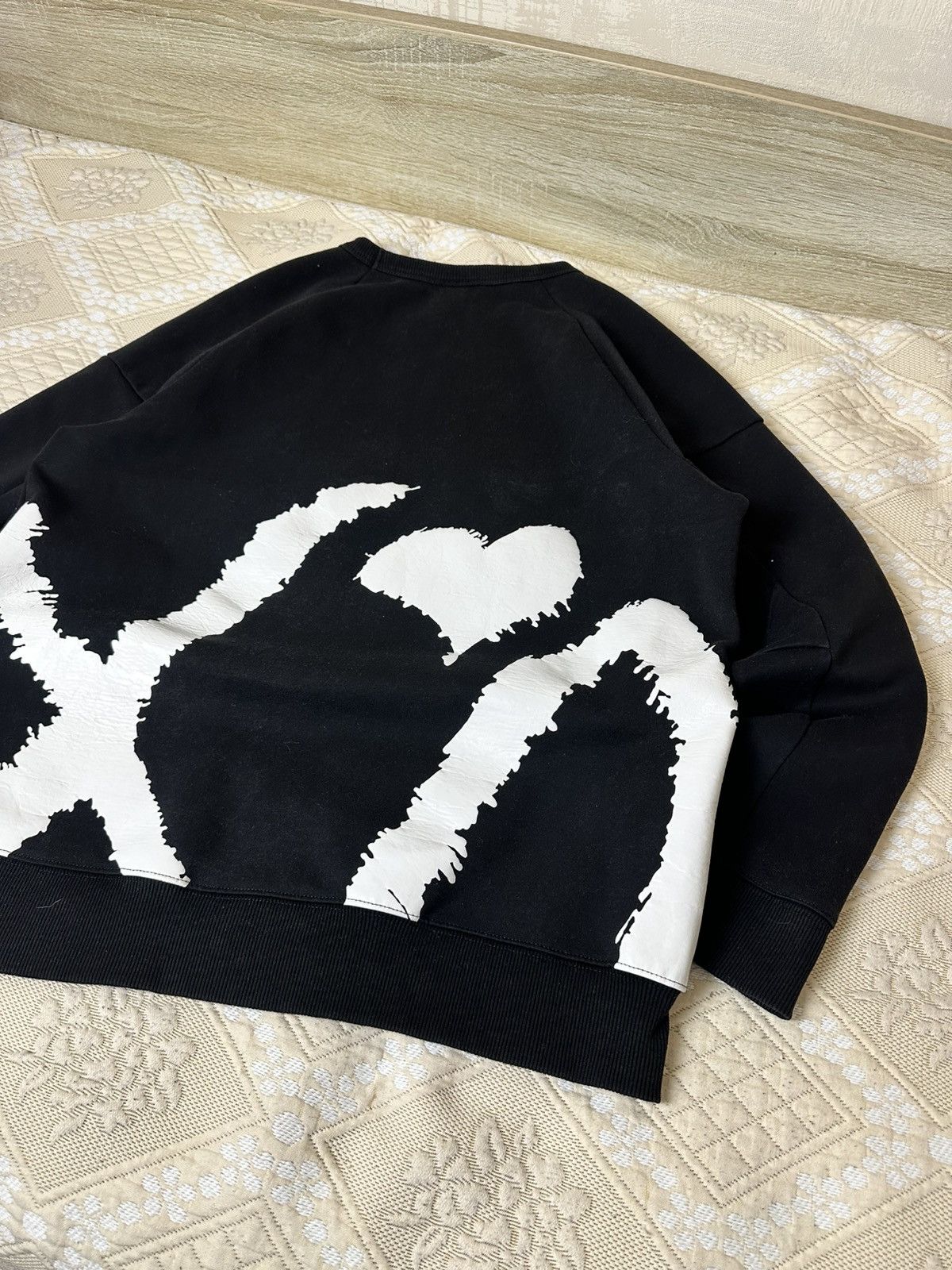 H&M × The Weeknd 🔥 Y2K XO x H&M XO Crewneck Sweatshirt Rare Retro Hype Size US M / EU 48-50 / 2 - 4 Thumbnail