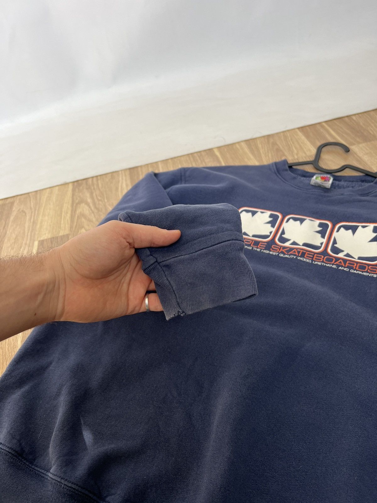 Fruit Of The Loom Vintage Maple Skateboards Cotton Navy Sweatshirt Size XL Size US XL / EU 56 / 4 - 10 Thumbnail
