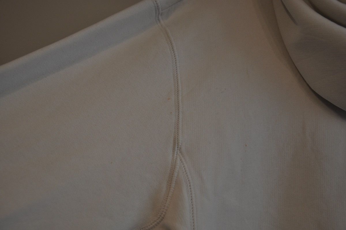 Nike × Vintage Vintage Cream Large Nike Hoodie Size US L / EU 52-54 / 3 - 7 Thumbnail