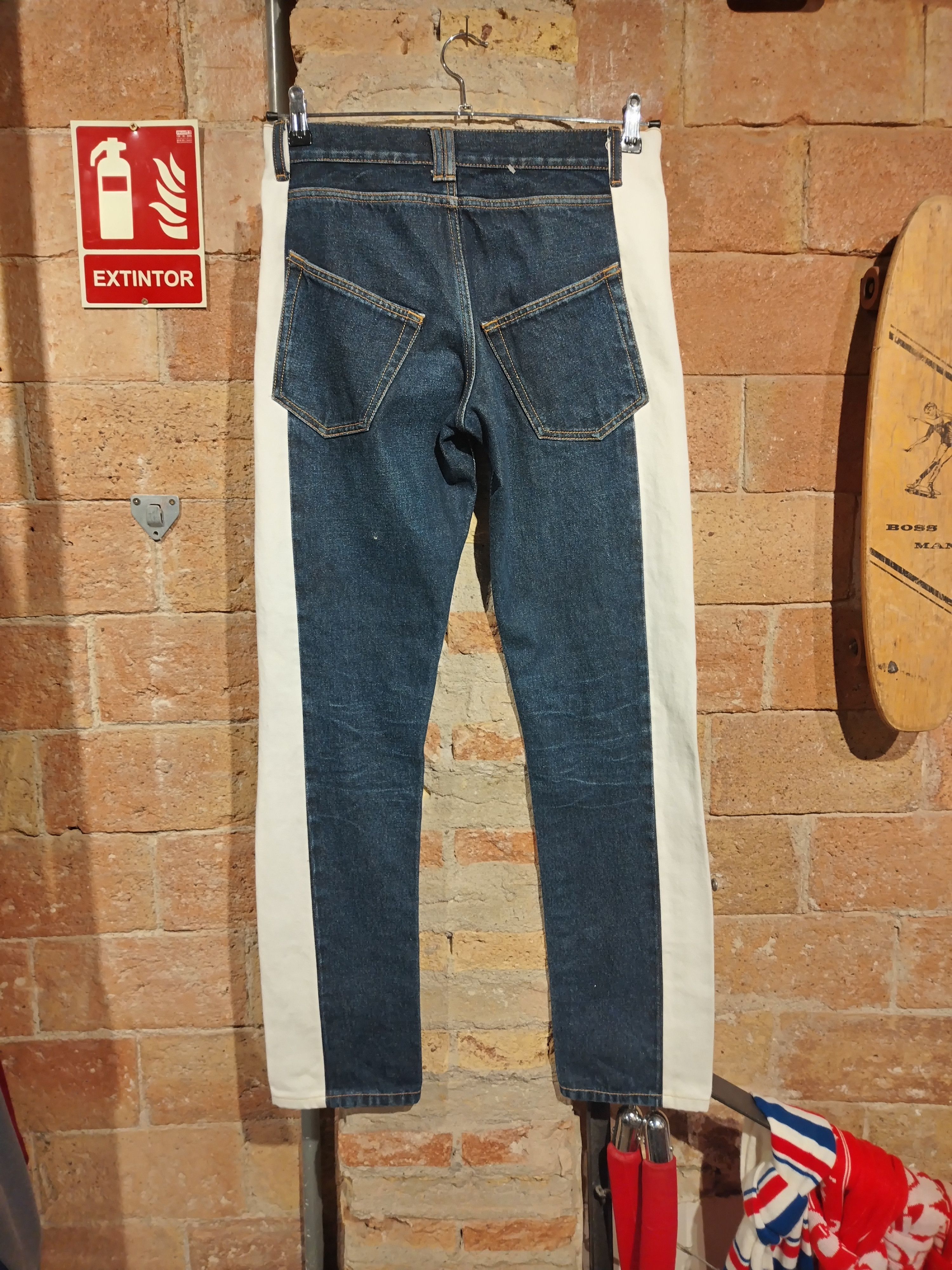 Off-White Off-White x Virgil Abloh Jeans – SS18 Collection Size US 30 / EU 46 - 2 Thumbnail