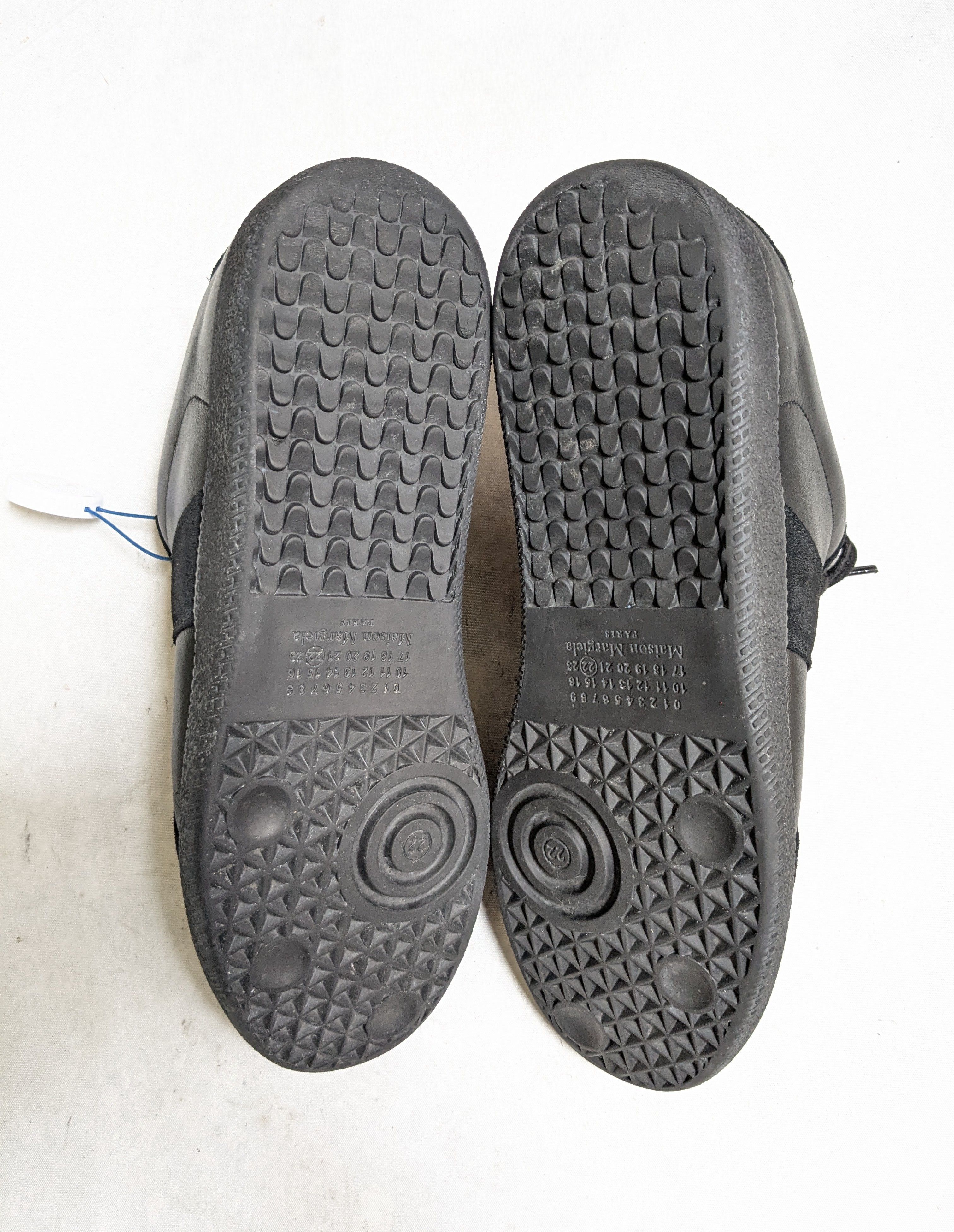 Maison Margiela Maison Margiela Replica GAT Black 9 42 Low Tops Suede Size US 9 / EU 42 - 16 Thumbnail