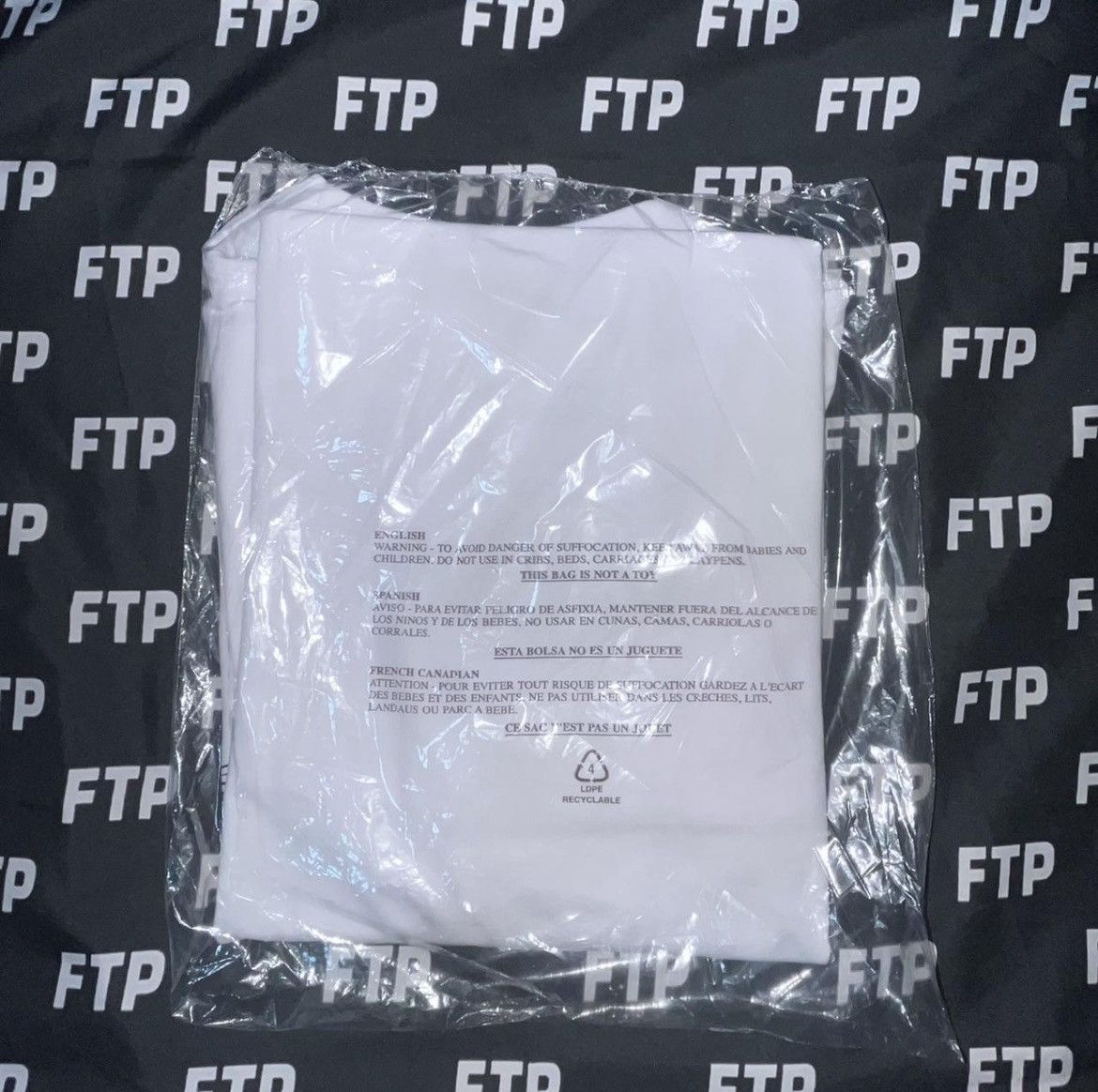 Fuck The Population TECHNICAL SPECS TEE(WHITE) Size US L / EU 52-54 / 3 - 4 Thumbnail