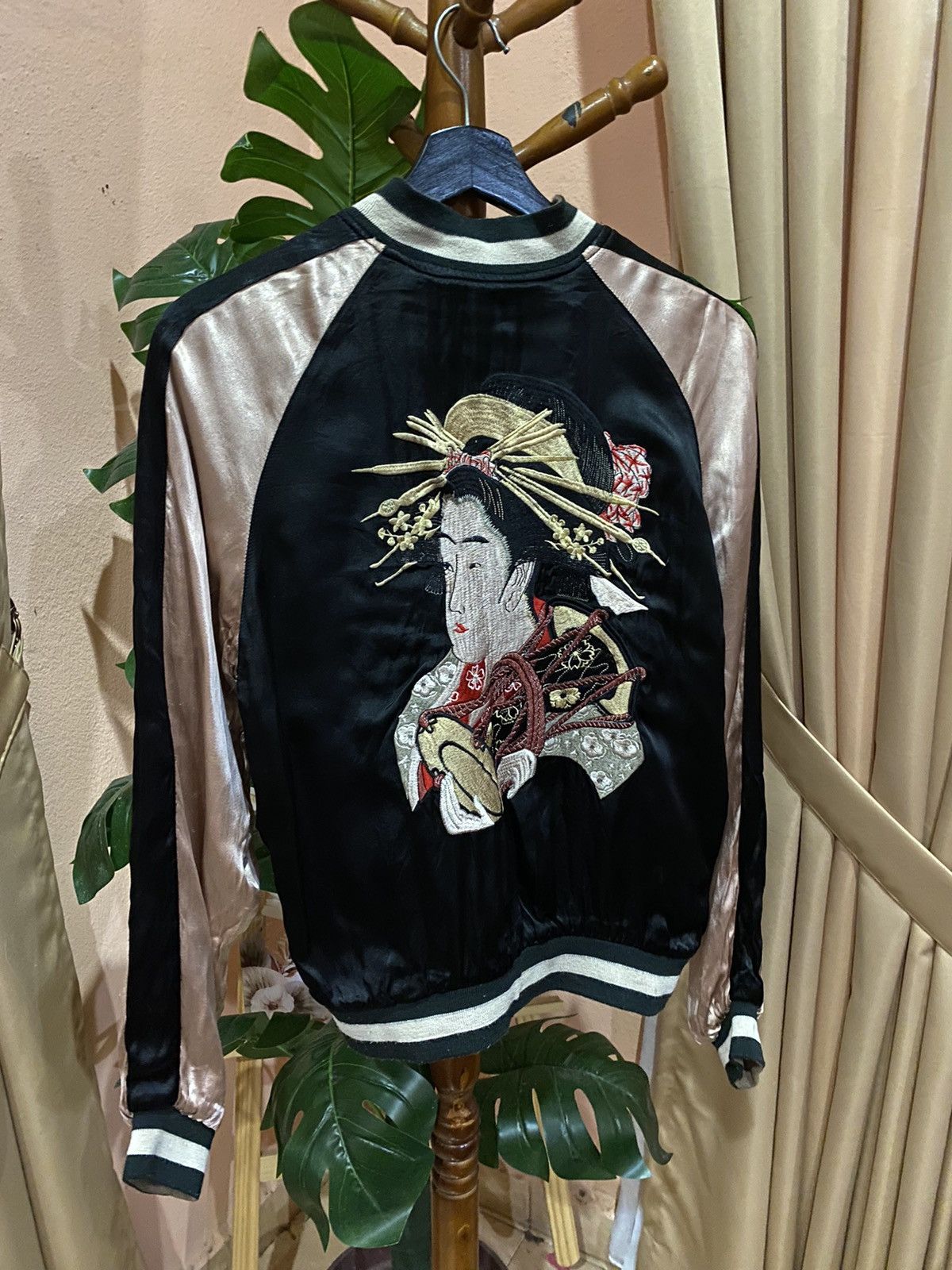 Other SUKAJAN BACK STREET CRAWLER SOUVENIR REVERSIBLE RAYON JACKET Size US S / EU 44-46 / 1 - 7 Thumbnail