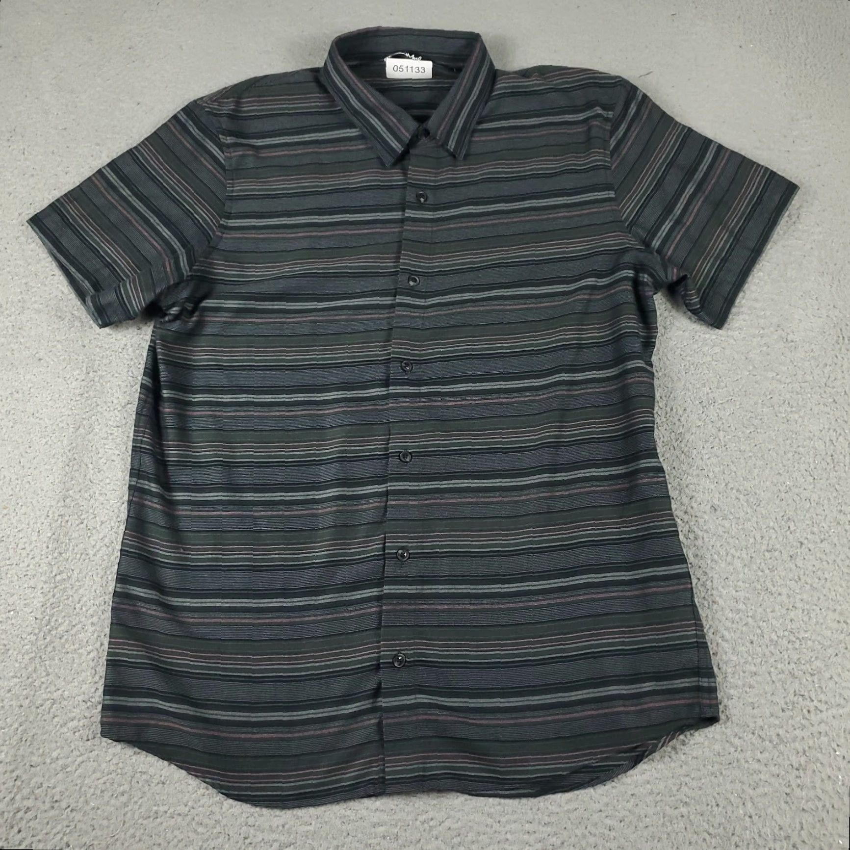 TravisMathew Travis Mathew Shirt Mens Size Large Black Striped Button-Up Short Sleeve Casual Business Formal Size US L / EU 52-54 / 3 - 2 Thumbnail