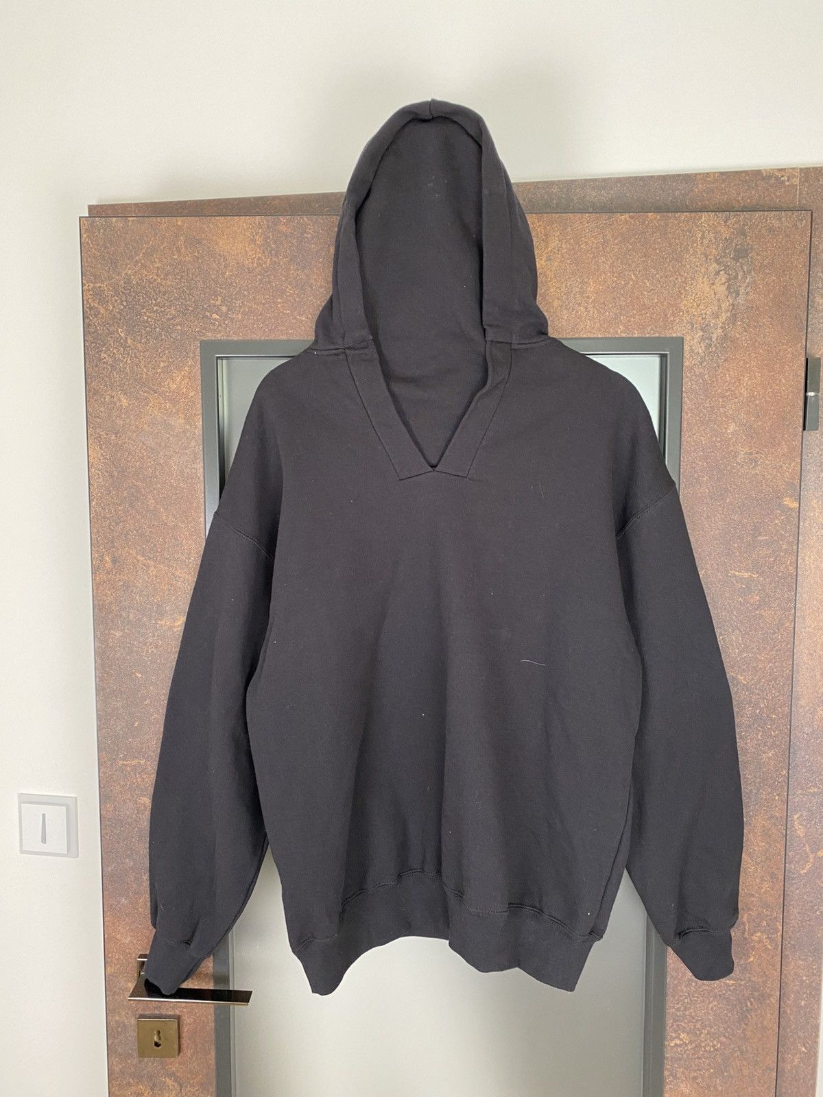 Fruit Of The Loom Black oversized hoodie Size US L / EU 52-54 / 3 - 1 Thumbnail