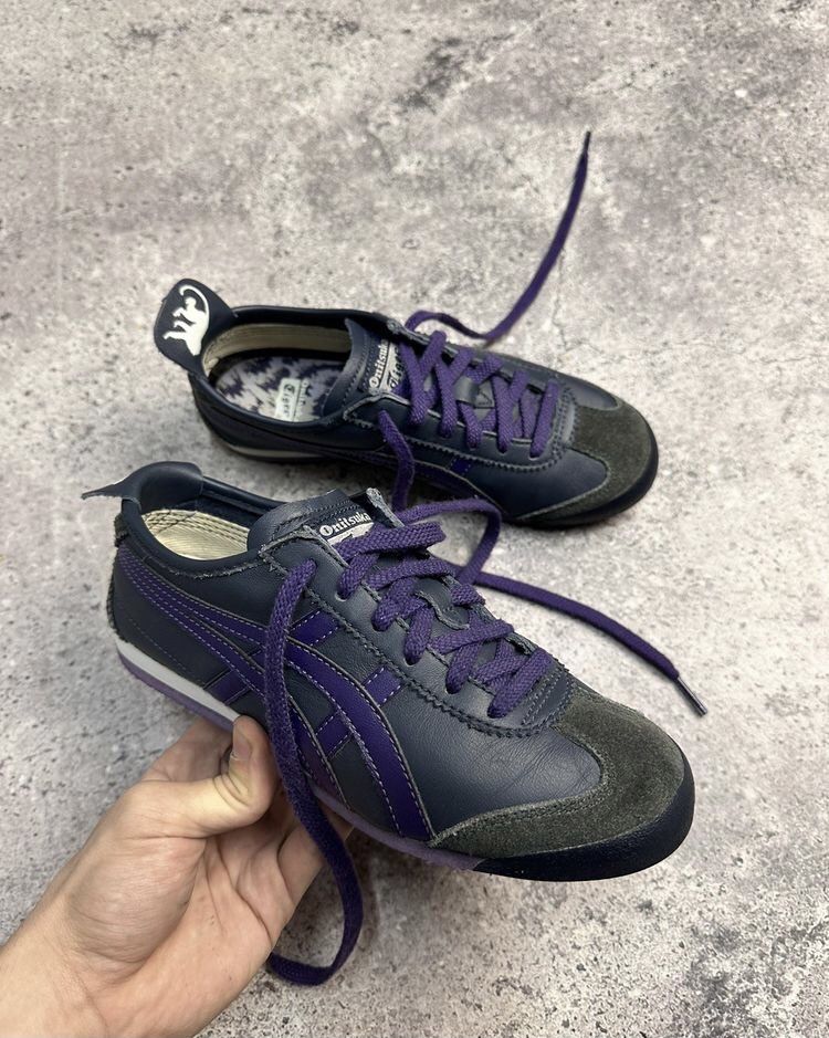 image of Asics x Onitsuka Tiger Vintage Shoes Onitsuka Tiger Mexico 66 Kill Bill Y2K in Black, Men's