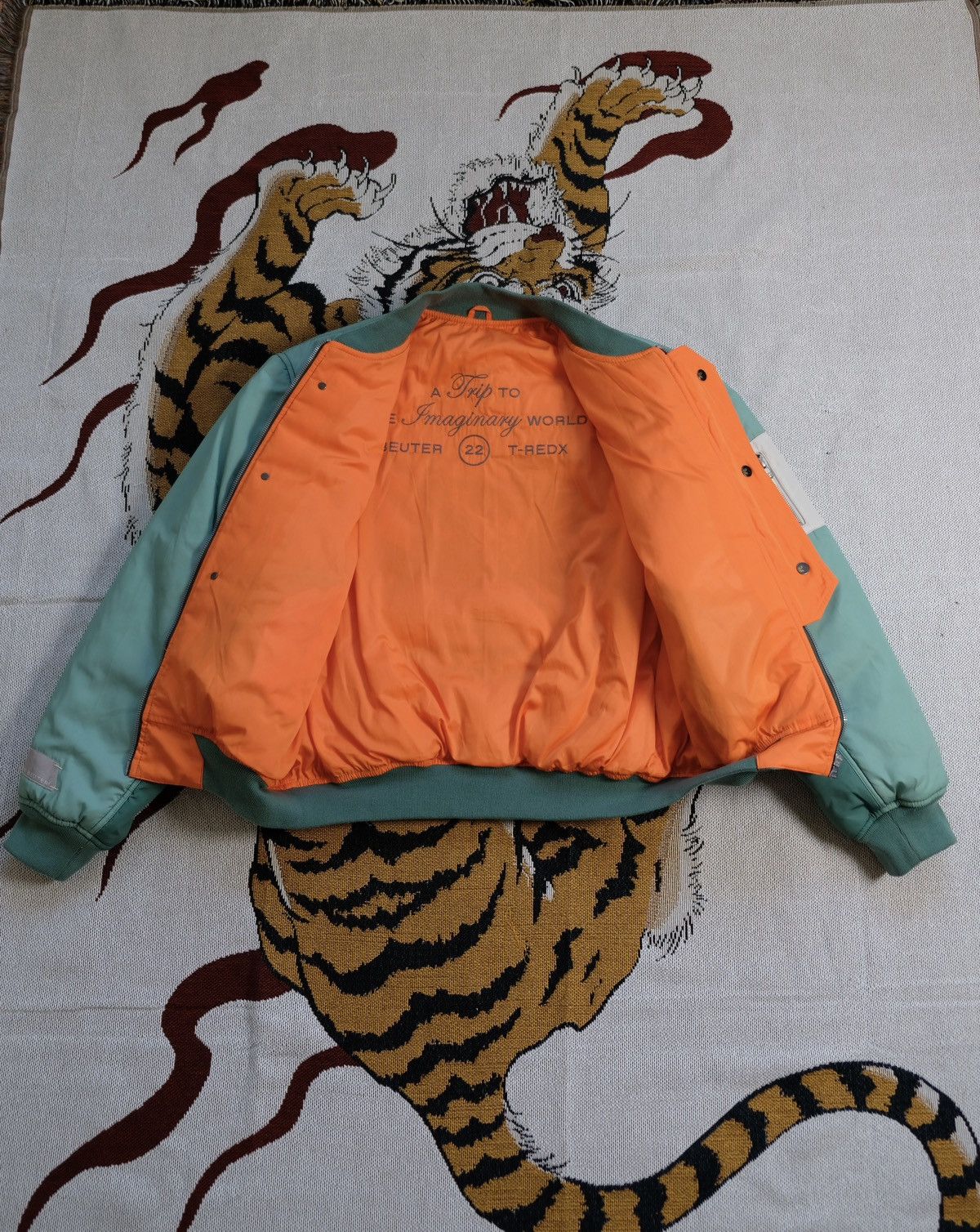 Designer T-REDX X BEUTER PSILOCYPE REVERSIBLE GREEN BOMBER JACKET Size US L / EU 52-54 / 3 - 6 Thumbnail