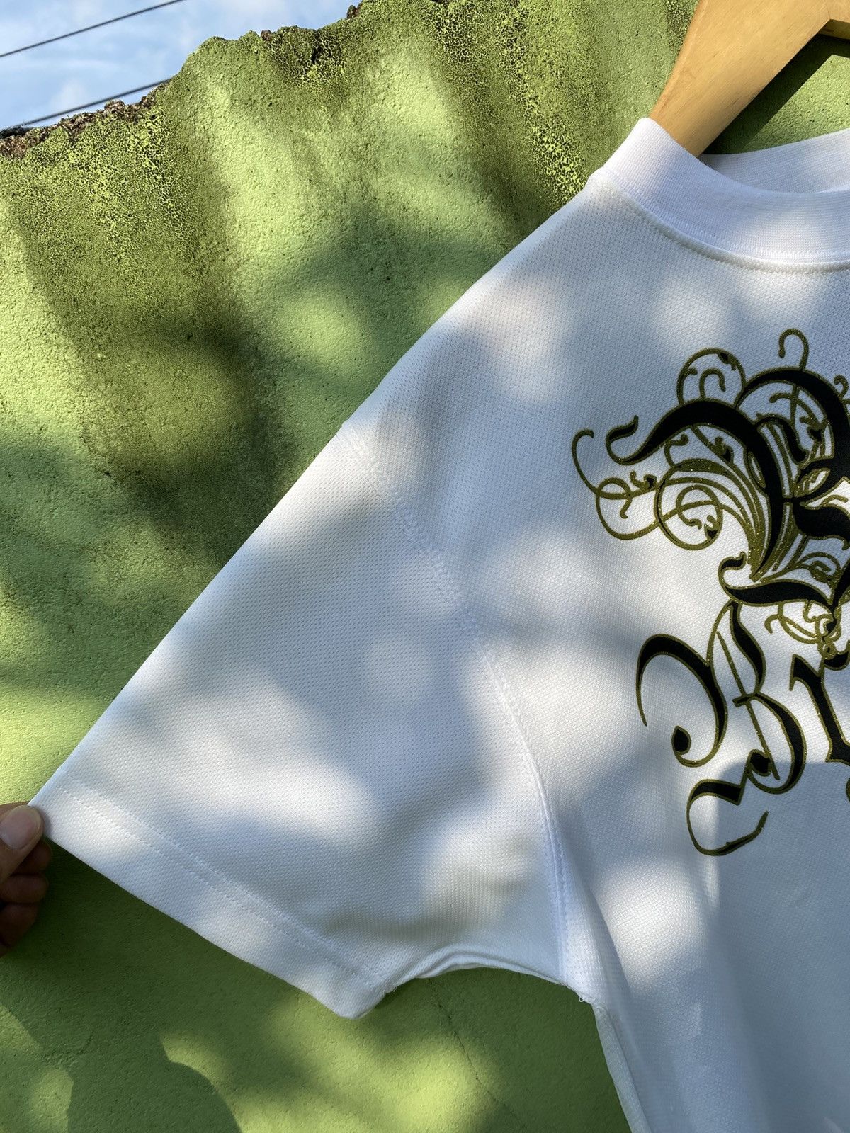 Japanese Brand Break Off Ornamental Gothic Typography Graphic T-Shirt White Size US M / EU 48-50 / 2 - 4 Thumbnail