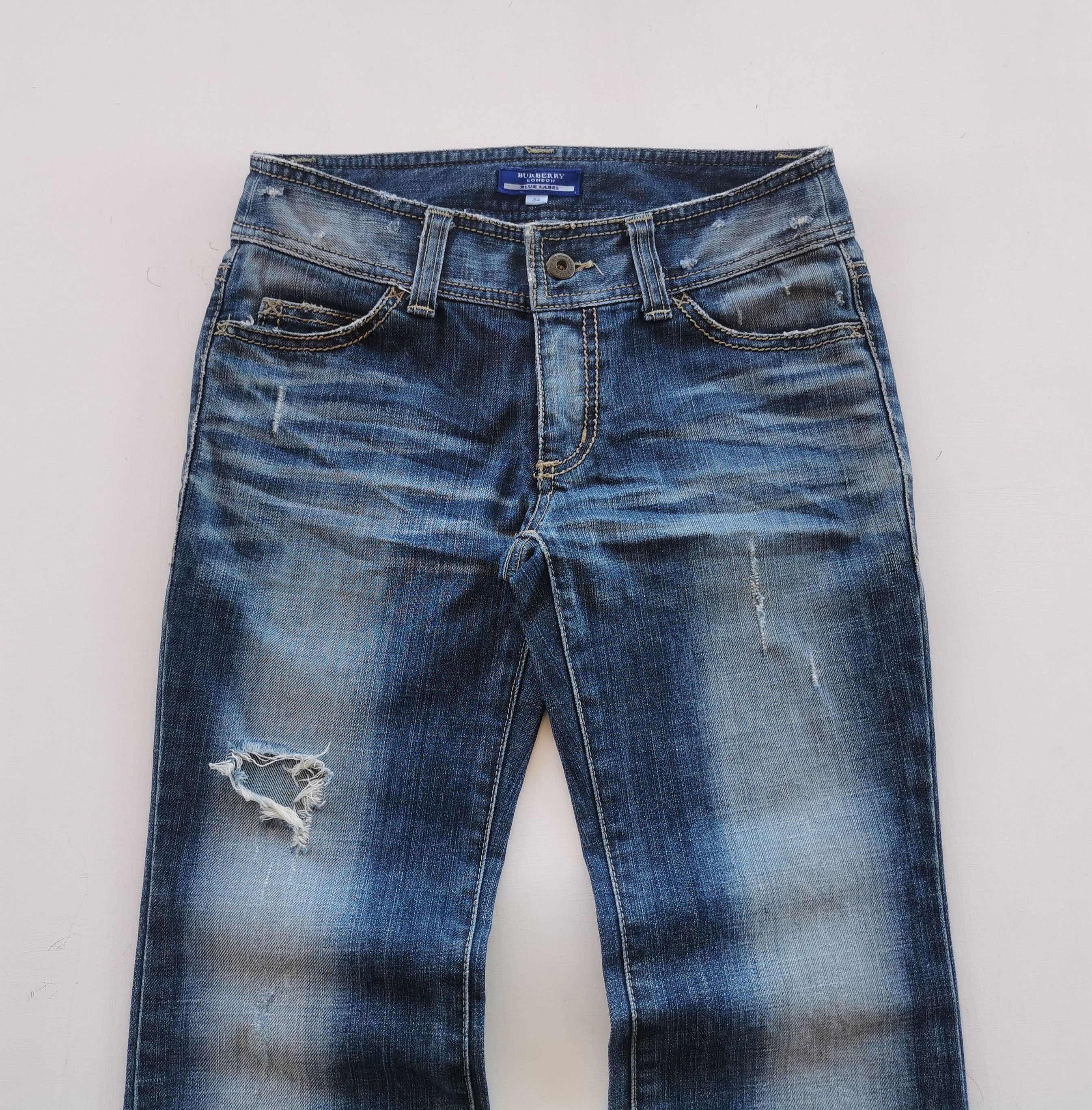 Burberry luxury burberry london blue label flared jeans Size 28" / US 6 / IT 42 - 8 Thumbnail