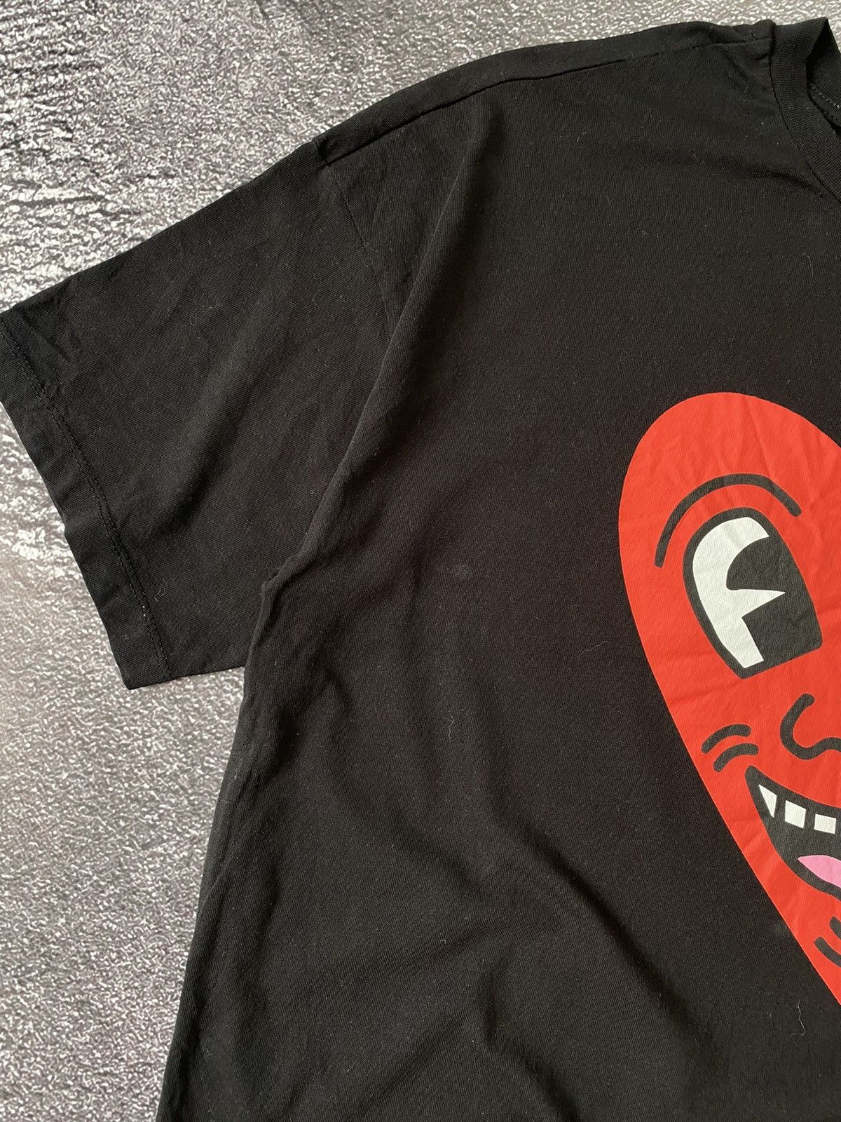 Keith Haring Keith Haring special edition “Happy Heart” T shirt Size US L / EU 52-54 / 3 - 4 Thumbnail