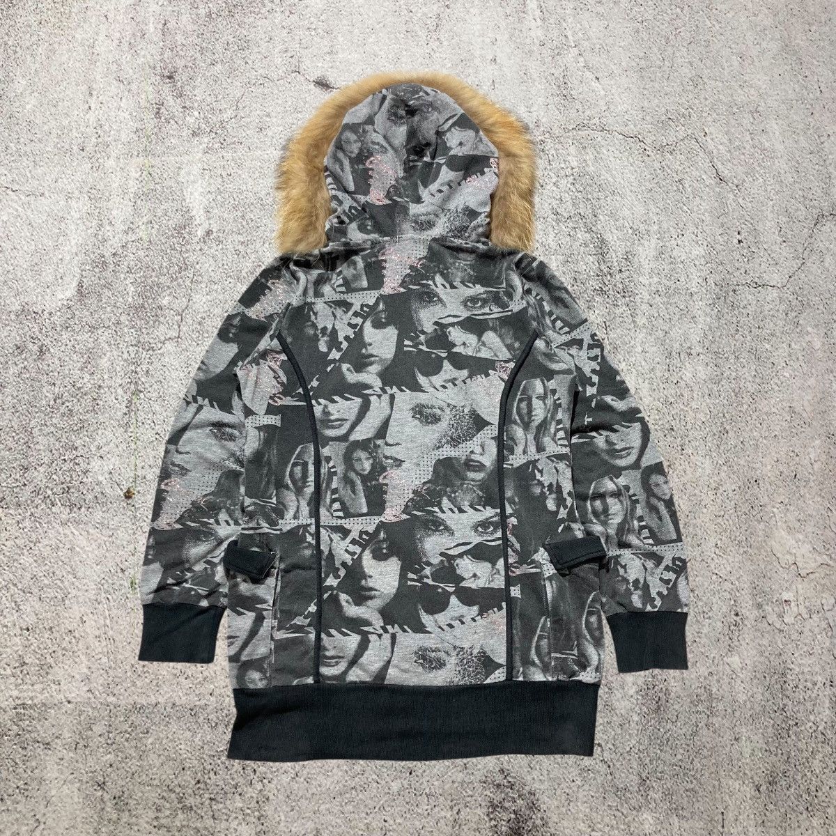 Japanese Brand 2000s Colza Girl Glamorous Aop Ziphoodie Beauty Beast Lgb Size US M / EU 48-50 / 2 - 9 Thumbnail