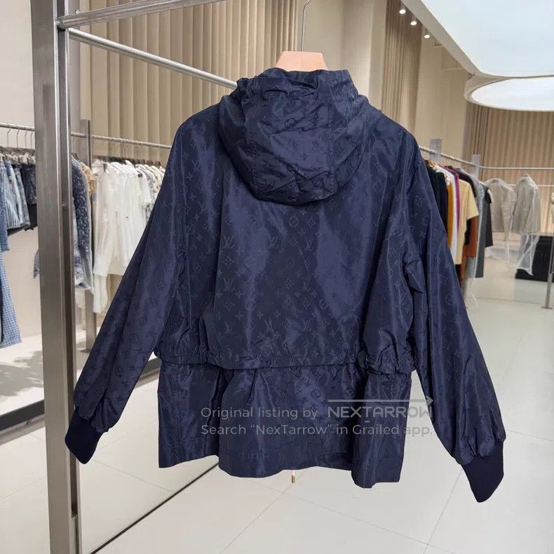 Louis Vuitton Louis Vuitton Navy blue full print waist-shrinking punch j Size XS / US 0-2 / IT 36-38 - 2 Thumbnail