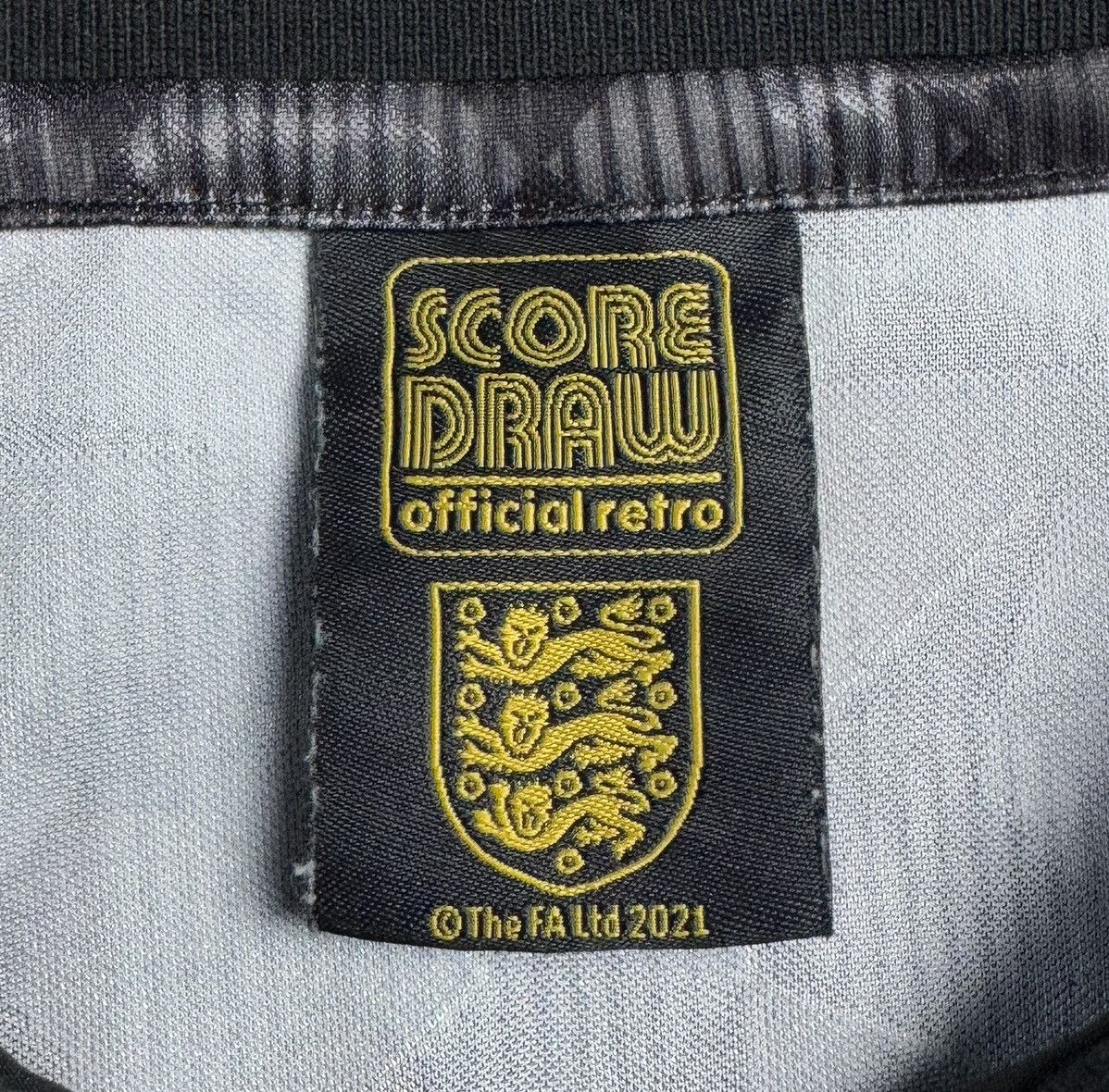 Vintage England 1990s Football Shirt Soccer Jersey size XL Size US XL / EU 56 / 4 - 10 Thumbnail