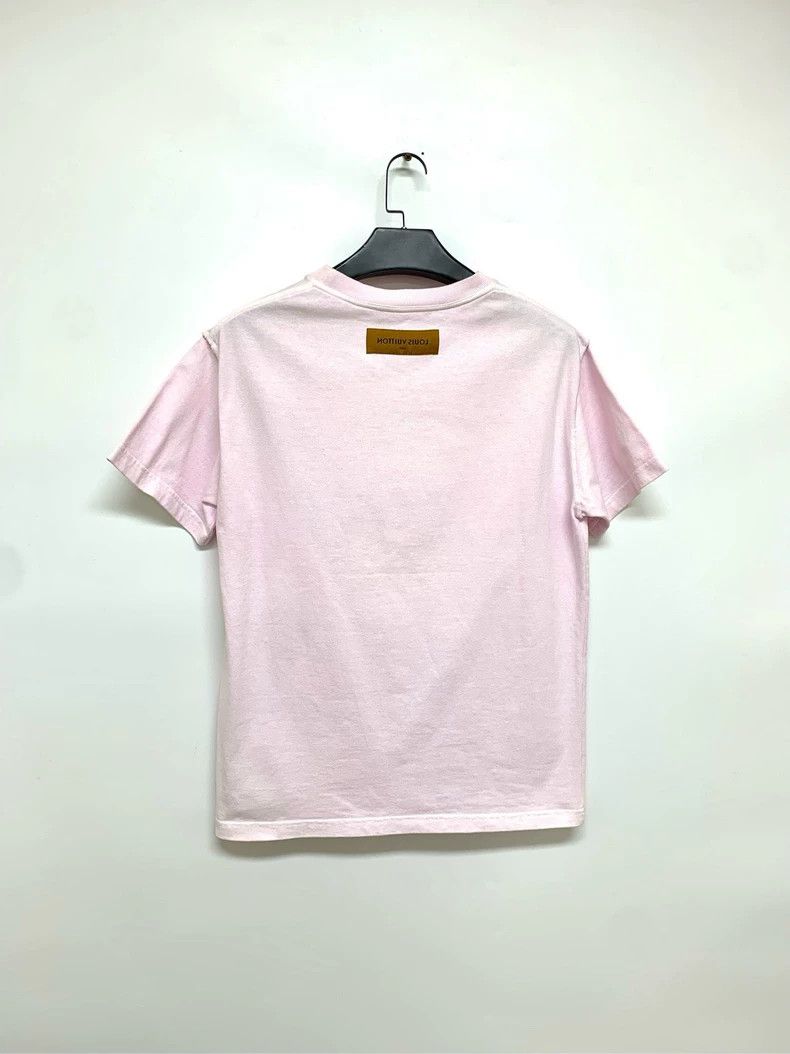 Louis Vuitton Louis Vuitton Pink short sleeves Size US S / EU 44-46 / 1 - 8 Thumbnail