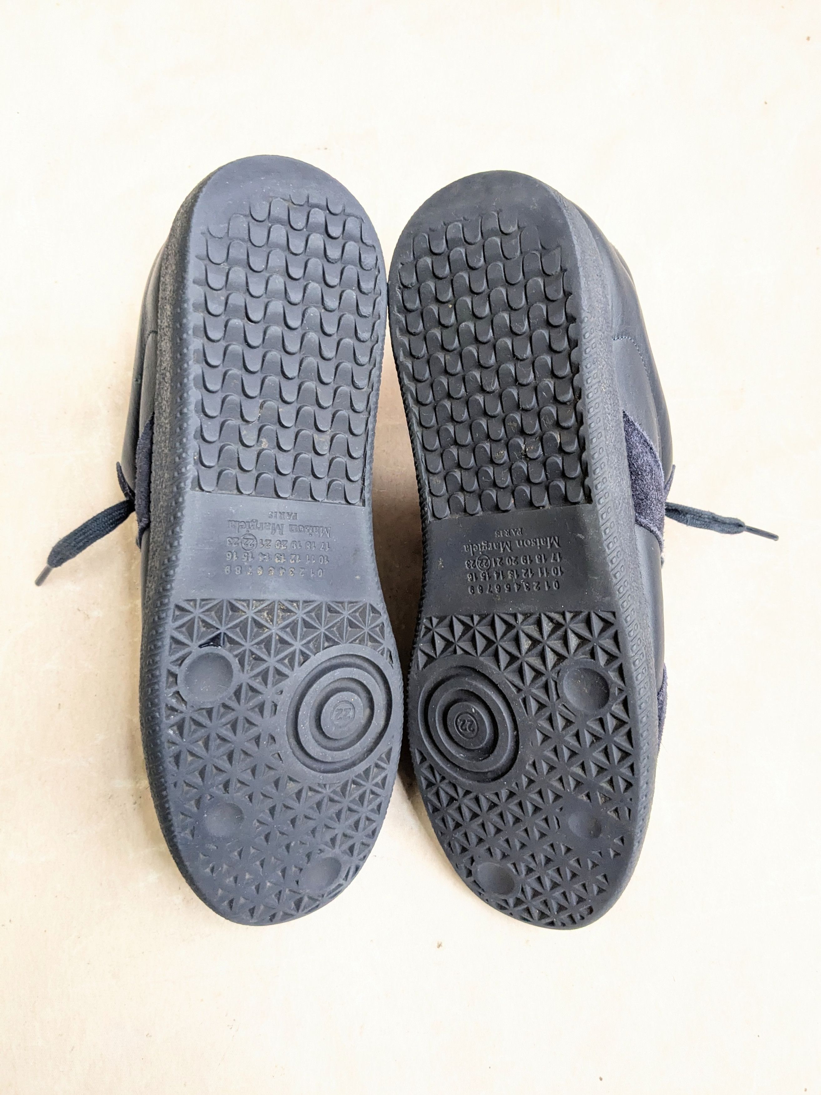 Maison Margiela Maison Margiela Replica GAT Navy Blue 9 42 Low Tops Size US 9 / EU 42 - 18 Thumbnail