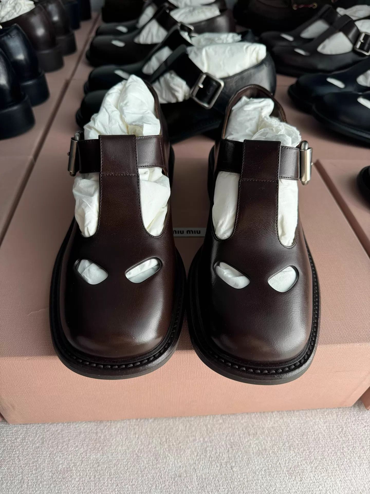 Miu Miu MIU MIU Mary Jane T-strap leather shoes brown 36 Size US 5.5 / IT 35.5 - 2 Thumbnail