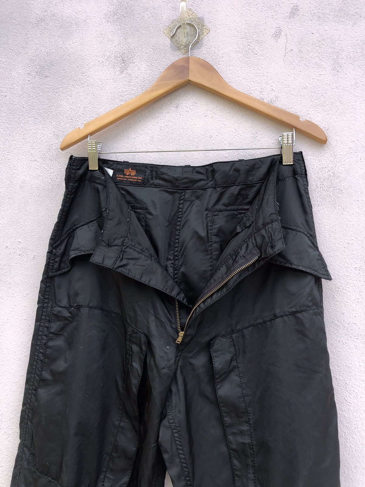 Alpha Industries Alpha Industries Parachute Pants Size US 29 - 12 Thumbnail