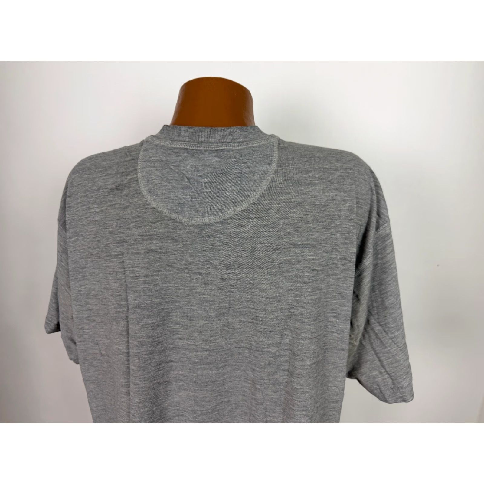 Vintage Vintage 90s Puritan Shirt XL Minimal Gray Silky Cotton Poly Blend Henley T-Shirt Size US XL / EU 56 / 4 - 7 Thumbnail