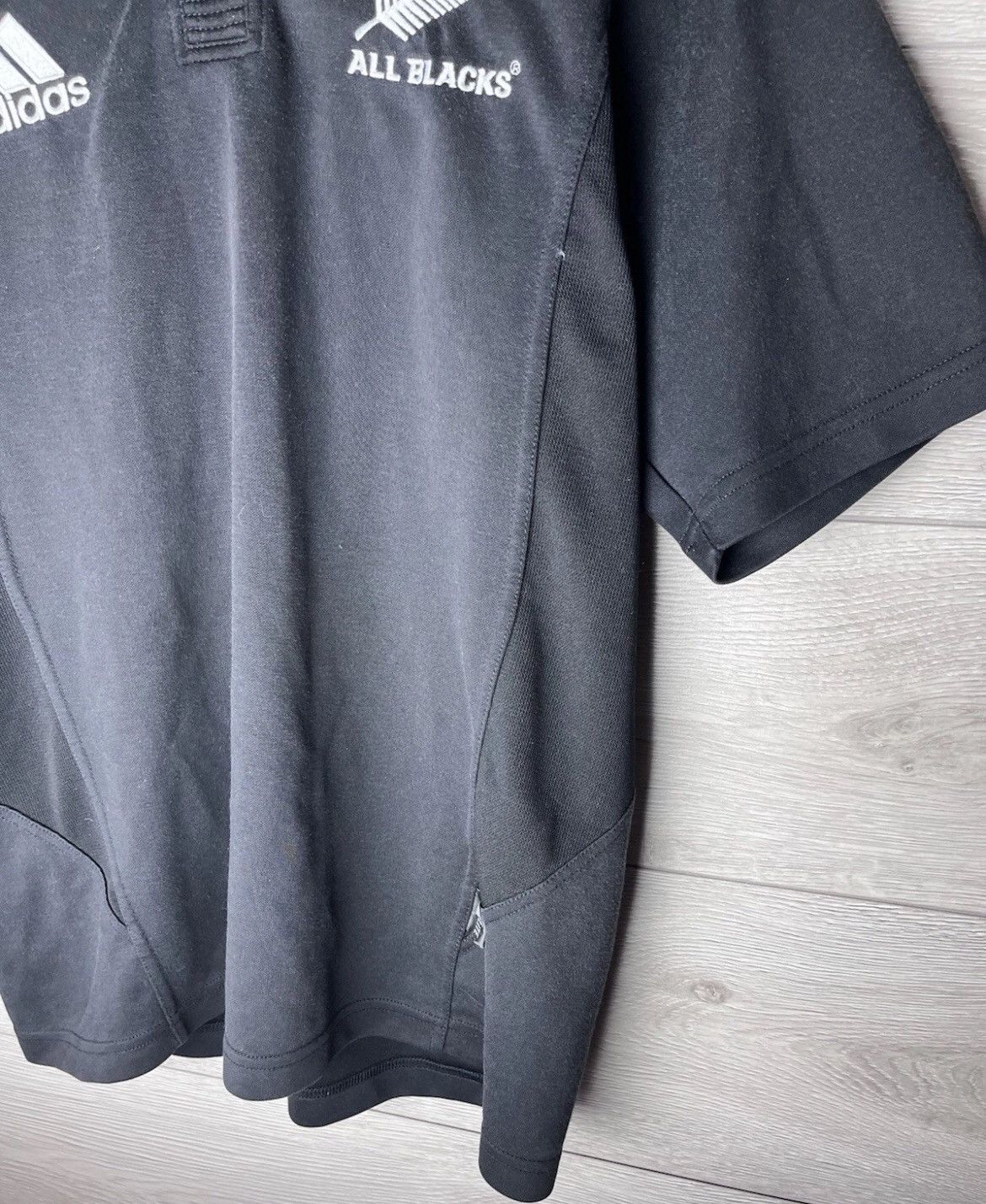 Vintage Vintage men’s soccer jersey Adidas All Black size M Size US M / EU 48-50 / 2 - 7 Thumbnail
