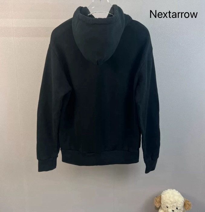 Louis Vuitton LOUIS VUITTON Letter Sweatshirt2412-Nextarrow Size US S / EU 44-46 / 1 - 2 Thumbnail