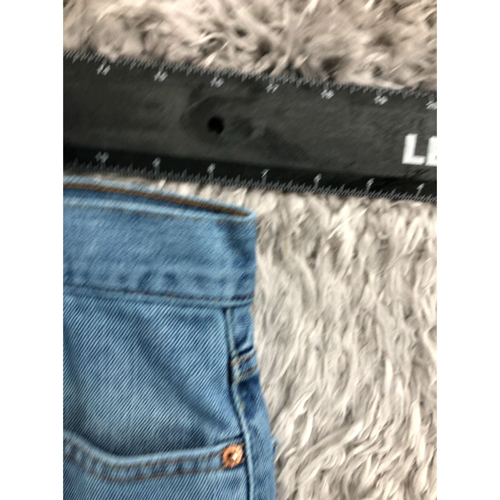 Levi's Levi's 550 Jeans Relaxed Straight Size 34x31 Mens Mid Rise Medium Wash Blue FLAW Size US 34 / EU 50 - 2 Thumbnail