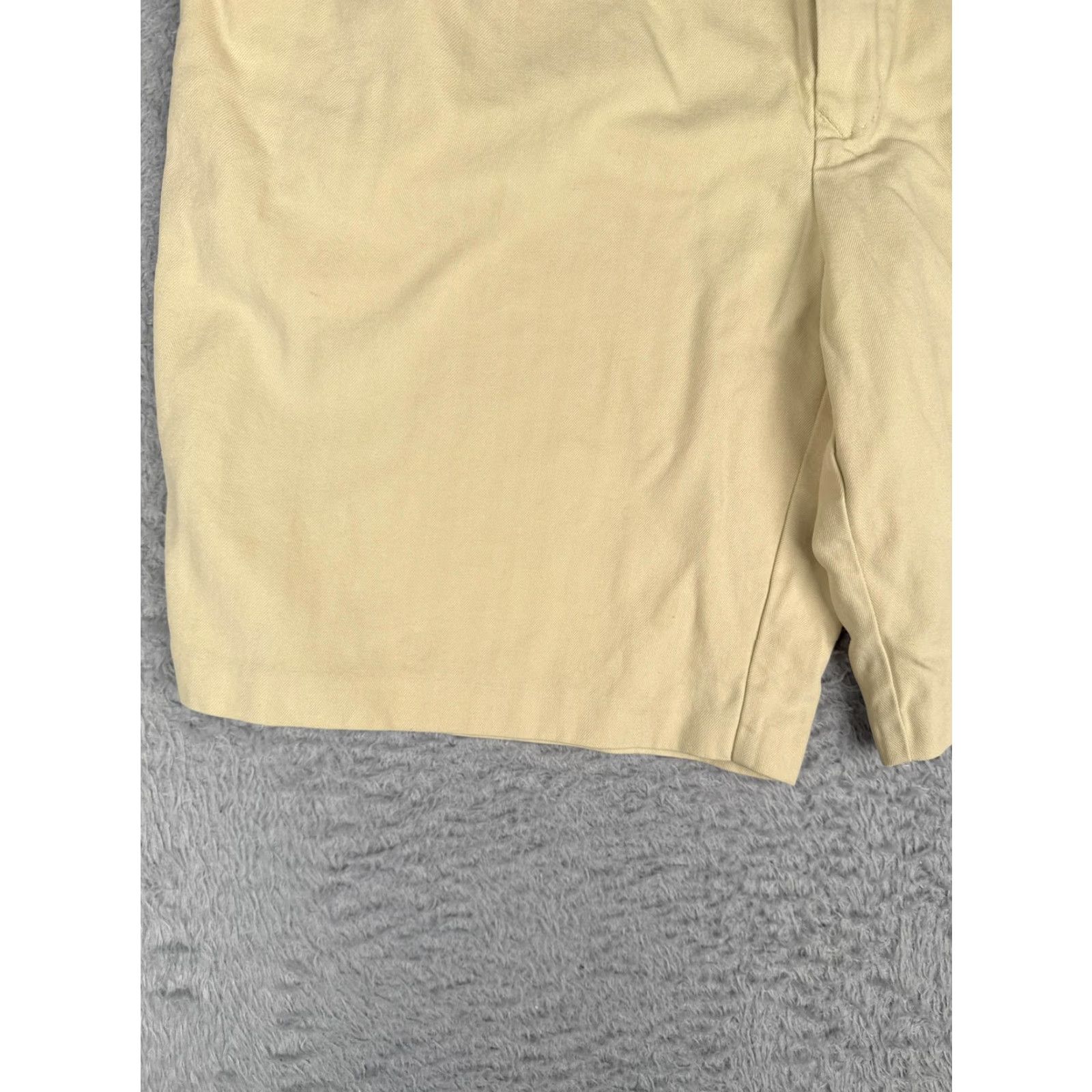 Tommy Bahama Tommy Bahama Shorts Mens 34 Khaki Silk Cotton Pleated Chino Zip Fly Herringbone Size US 34 / EU 50 - 3 Thumbnail