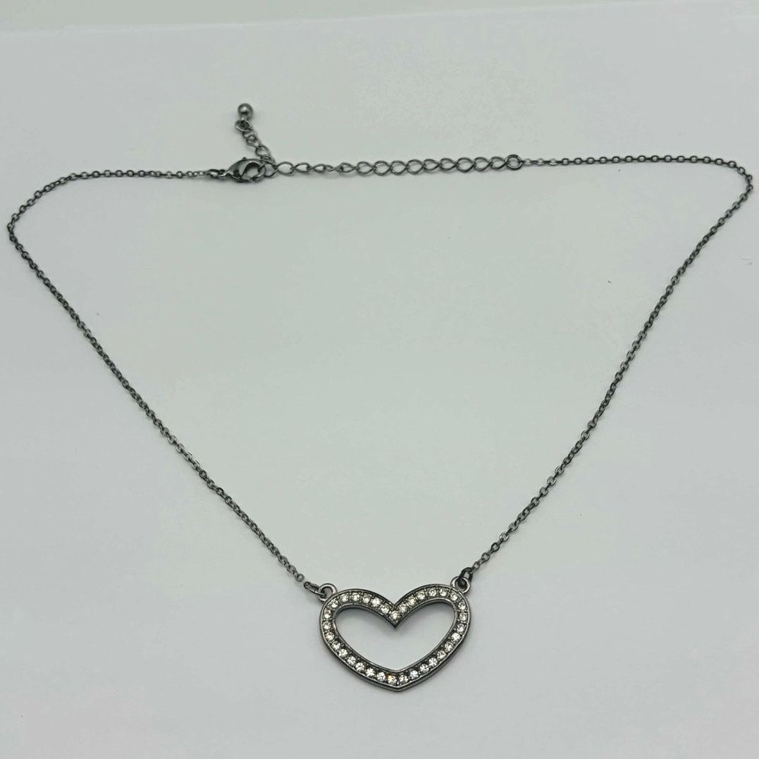 Other Silver Crystal Heart Necklace Size ONE SIZE - 3 Thumbnail